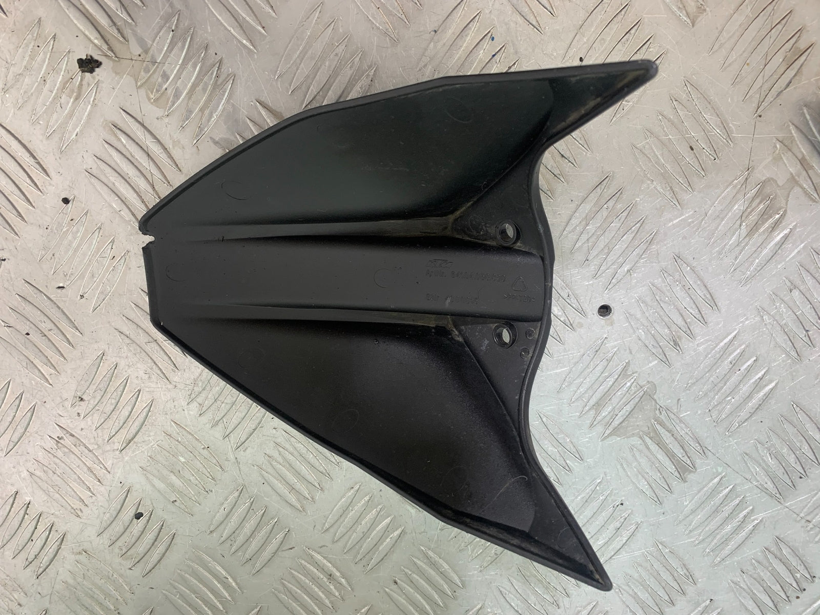 KTM 790 DUKE HUGGER  YEAR 2018-2021  (CMB11150)