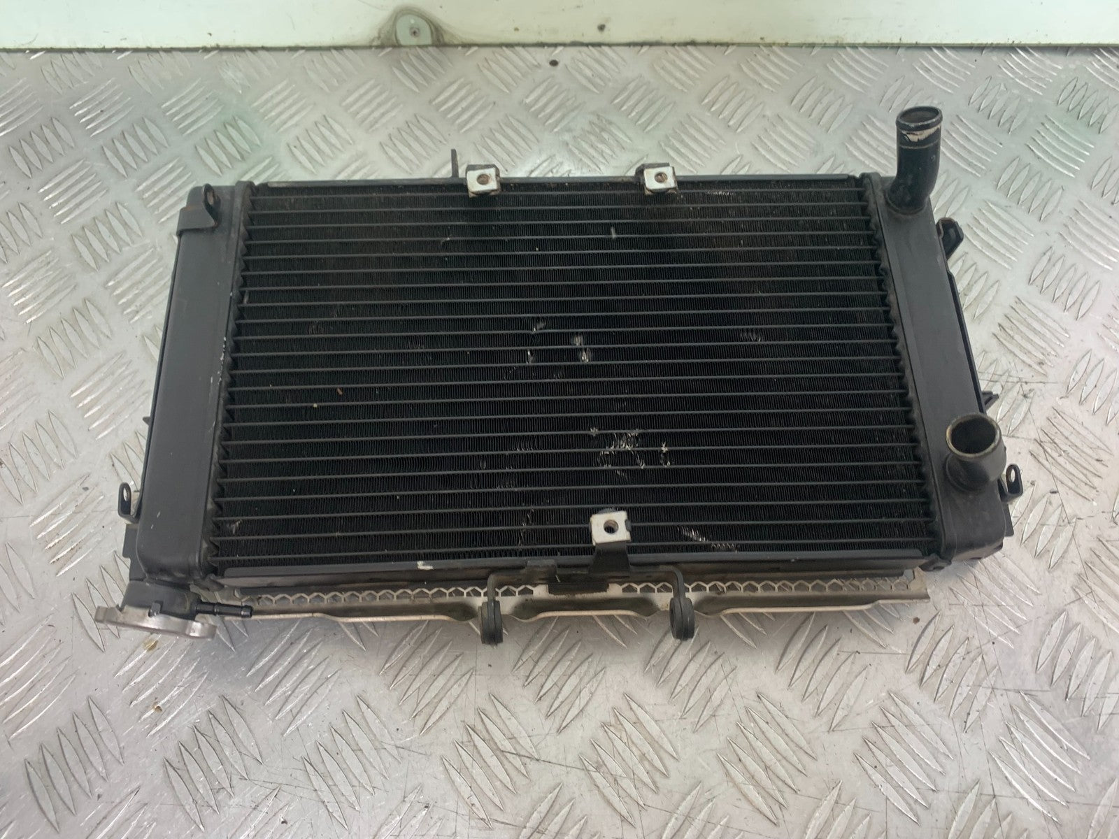 TRIUMPH TIGER 800 XRT RADIATOR  2018-2020 (CMB1193)