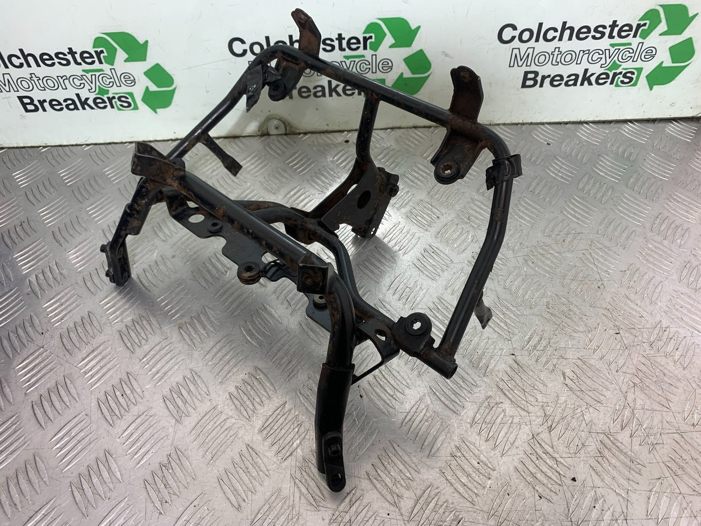 SUZUKI GSF600 GSF 600 BANDIT FAIRING BRACKET  2000-2004 (CMB1269)
