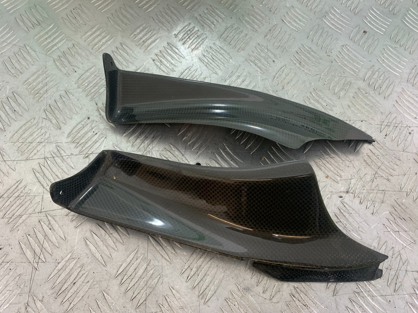 APRILIA RSV1000 R FACTORY MILLE CARBON TOP FAIRING INFILLS 2004-09 (CMB1203)
