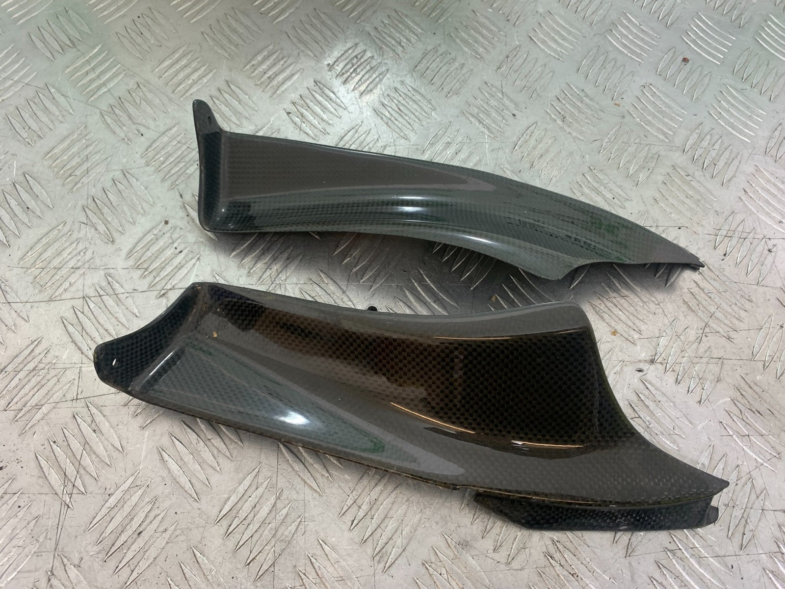 APRILIA RSV1000 R FACTORY MILLE CARBON TOP FAIRING INFILLS 2004-09 (CMB1203)