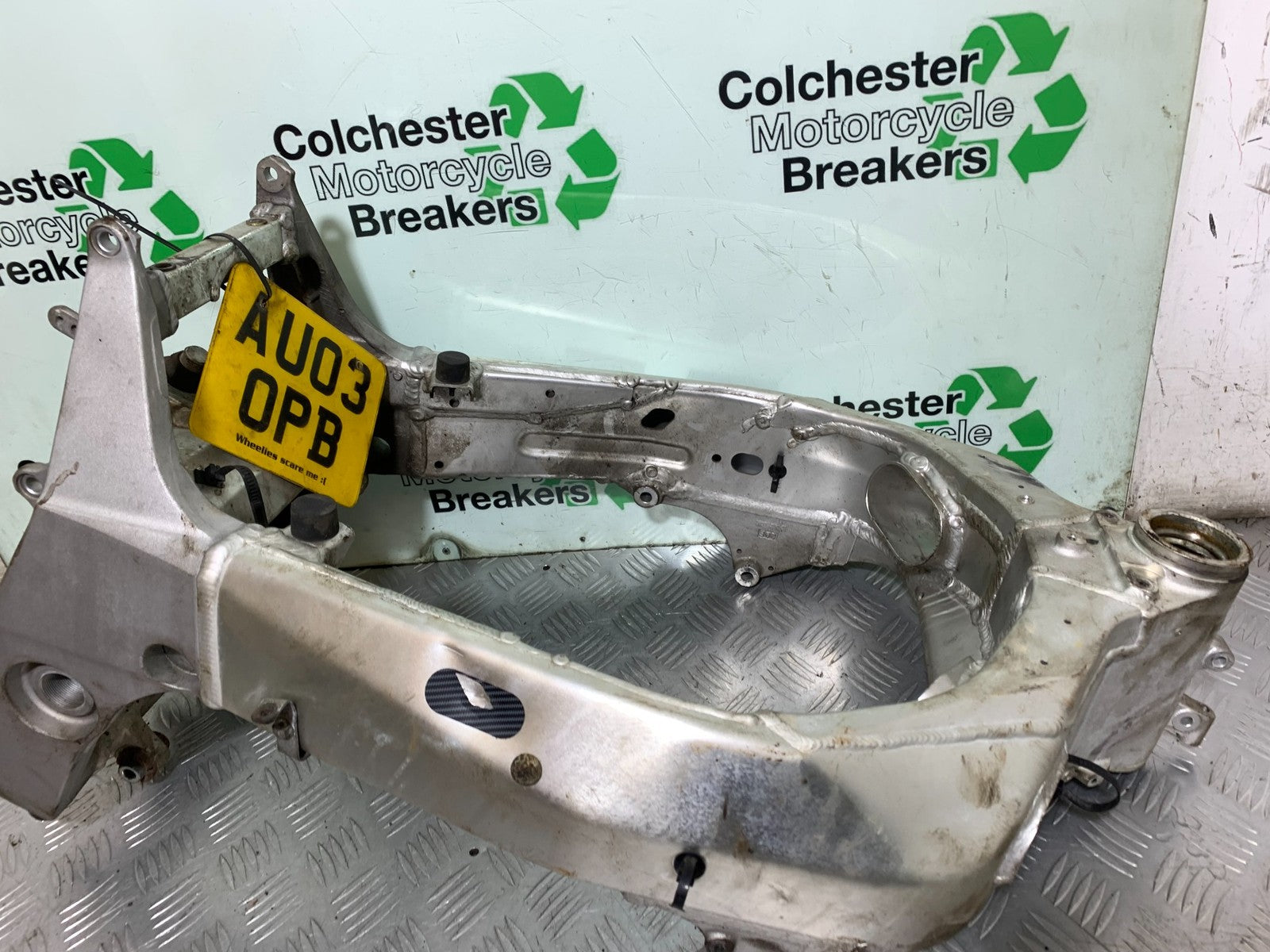 SUZUKI GSXR600 GSXR 600 K1 K2 K3 FRAME REG LOB BOOK 1999-03 (CMB1284)