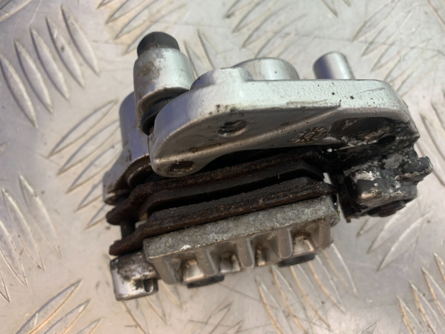 YAMAHA XMAX 250 XMAX 250 FRONT BRAKE CALIPER  YEAR 2006-09 (CMB1201)