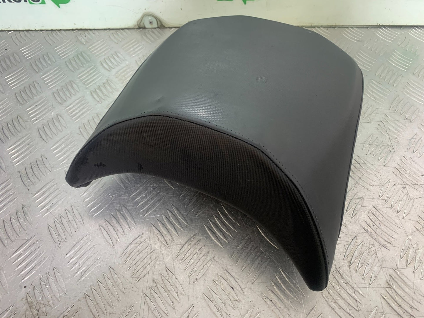 BMW R1200 R 1200 GS REAR SEAT  YEAR 2013-2016 (CMB1257)