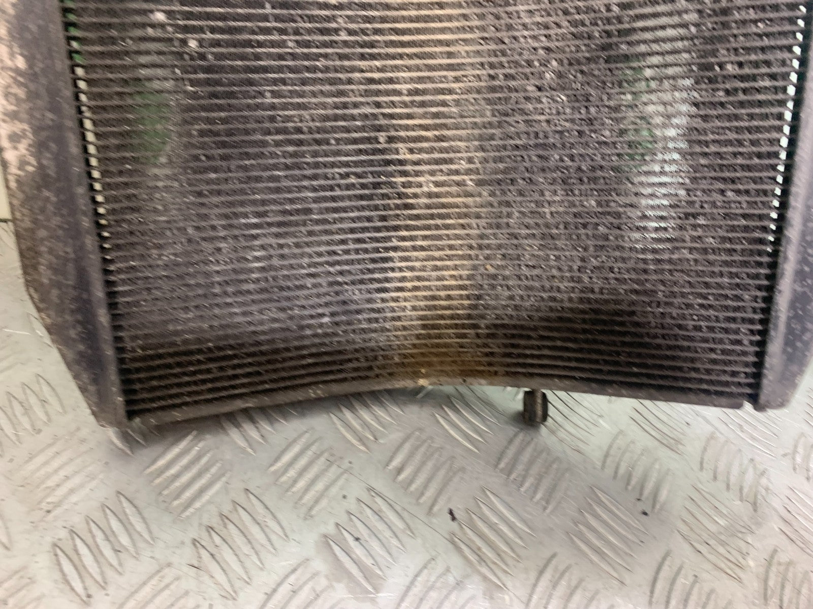KAWASAKI GTR1400 GTR 1400 RADIATOR   YEAR 2007-2009 (CMB1174)