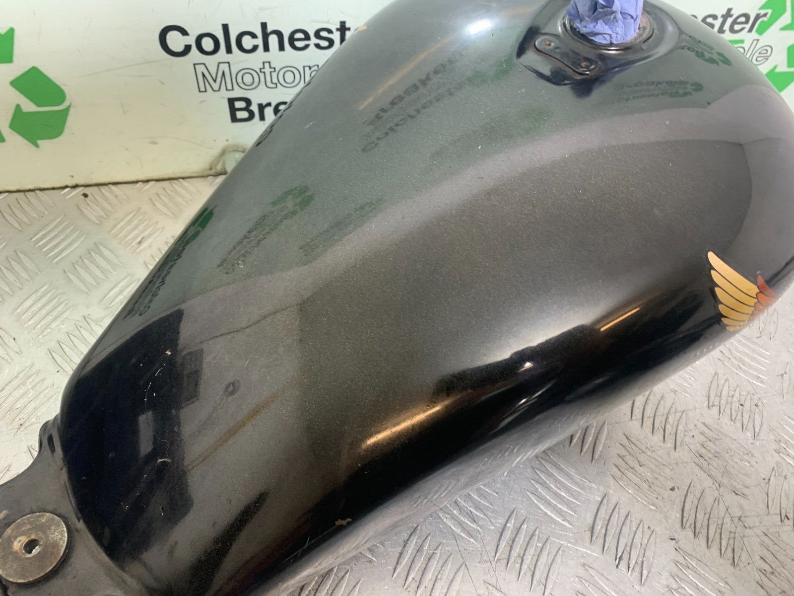 HONDA VT700 VT 700 SHADOW PETROL TANK  YEAR 1984-85 (CMB1328)