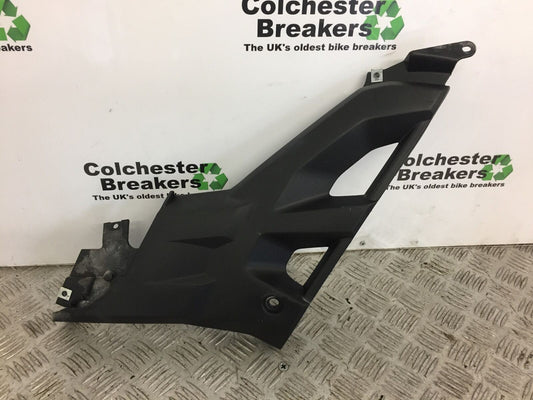 YAMAHA MT 125 MT125 RIGHT SIDE PANEL  YEAR 2015