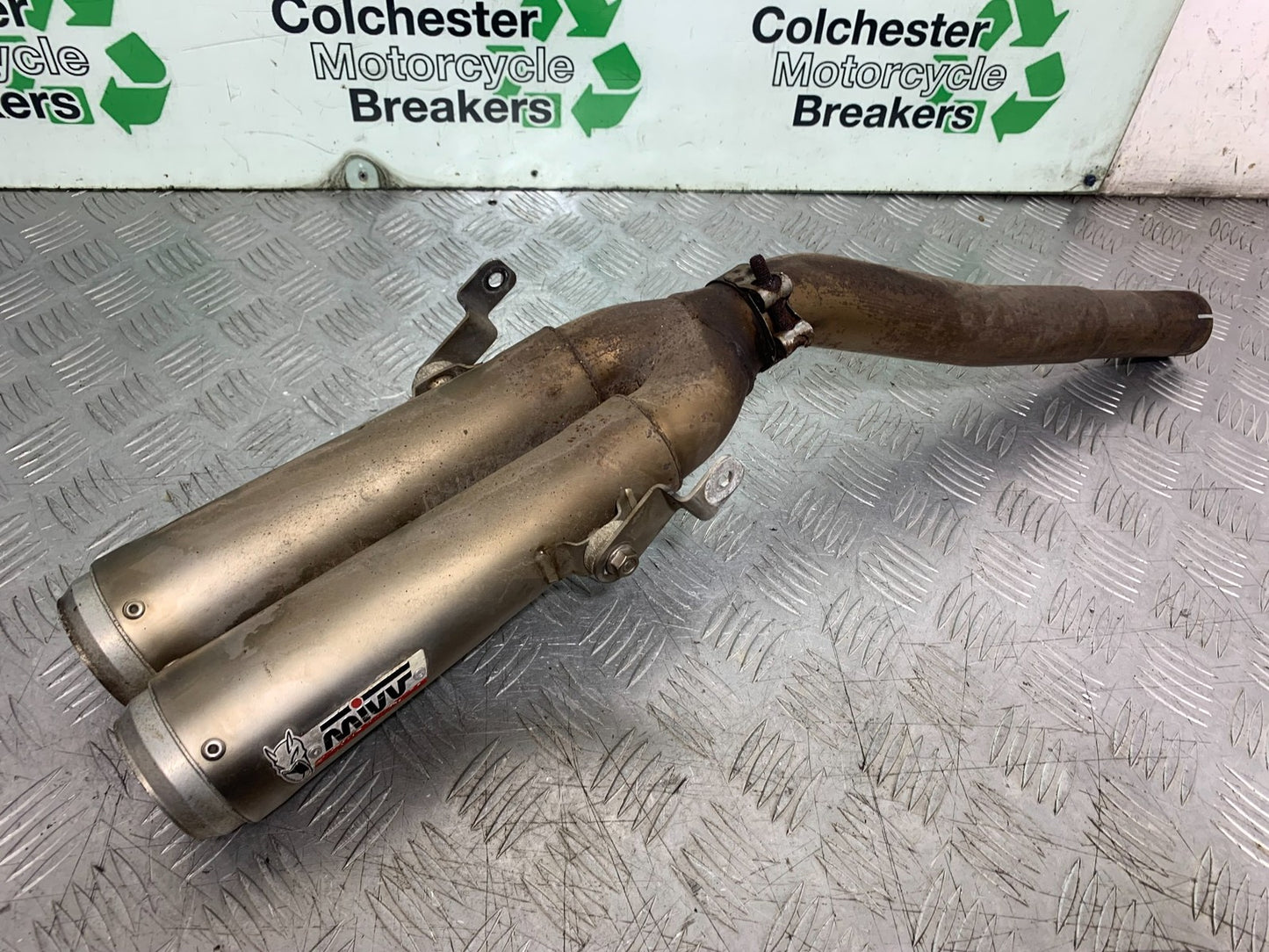 HONDA CBR1000 rr FIREBLADE MIVV SILENCERS  YEAR 2006 (CMB1220)