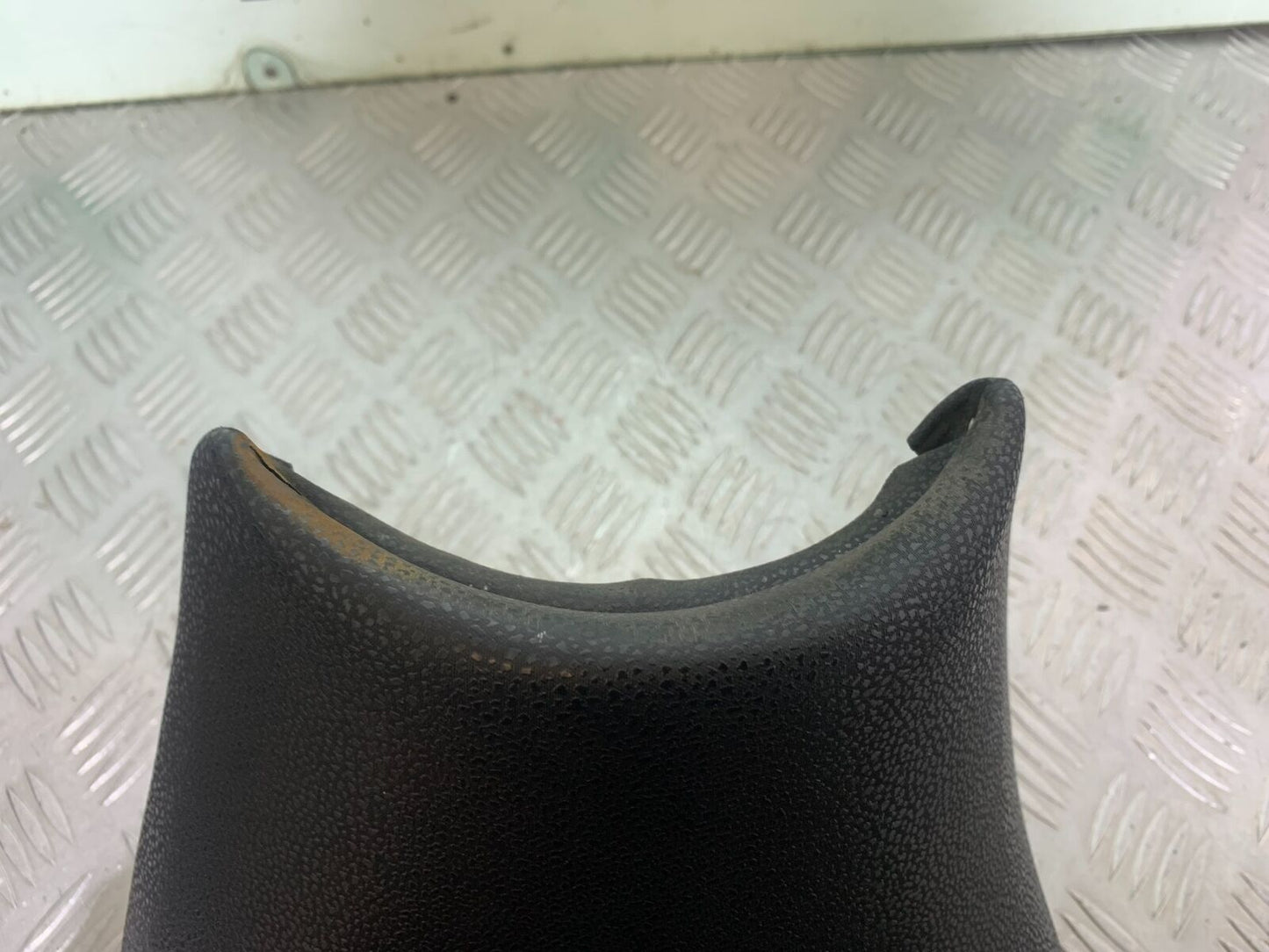 KAWASAKI Z650 ER650 KNFAN FRONT SEAT  YEAR 2022-2024 (CMB1112)