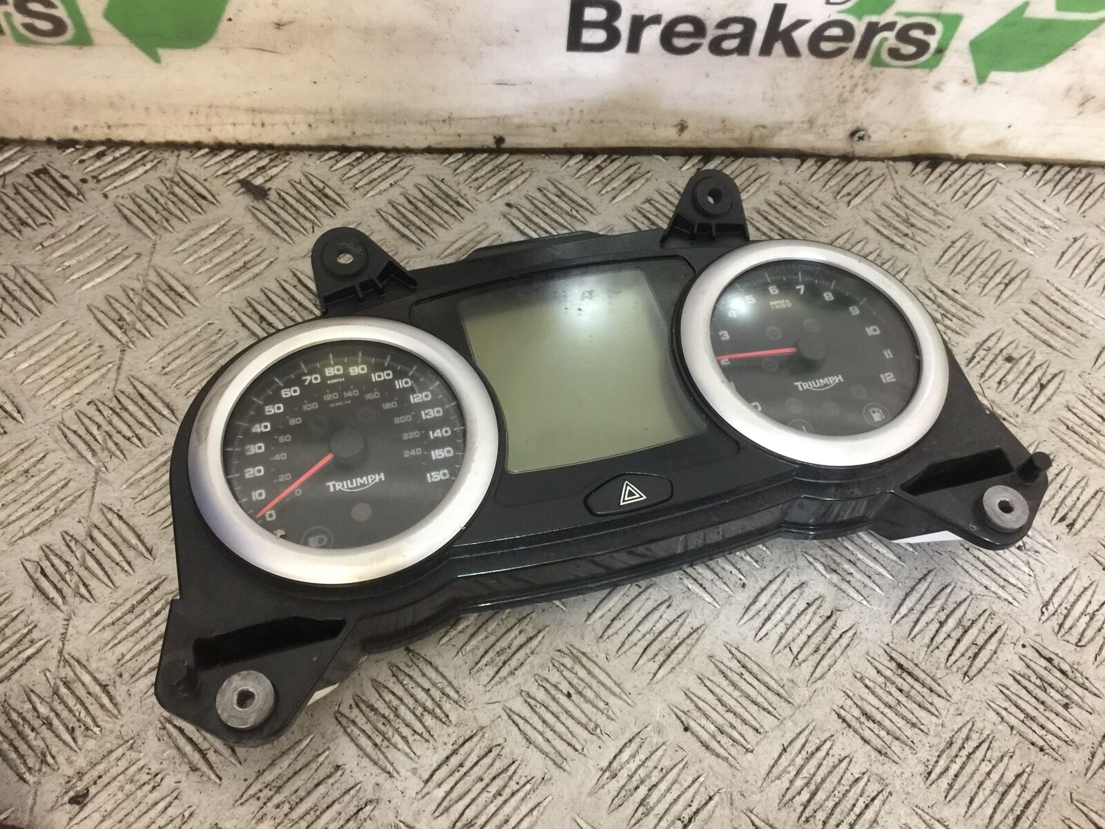 TRIUMPH TROPHY 1215 SE CLOCKS SPEEDO DASH   2012-2017 (STOCK 740)