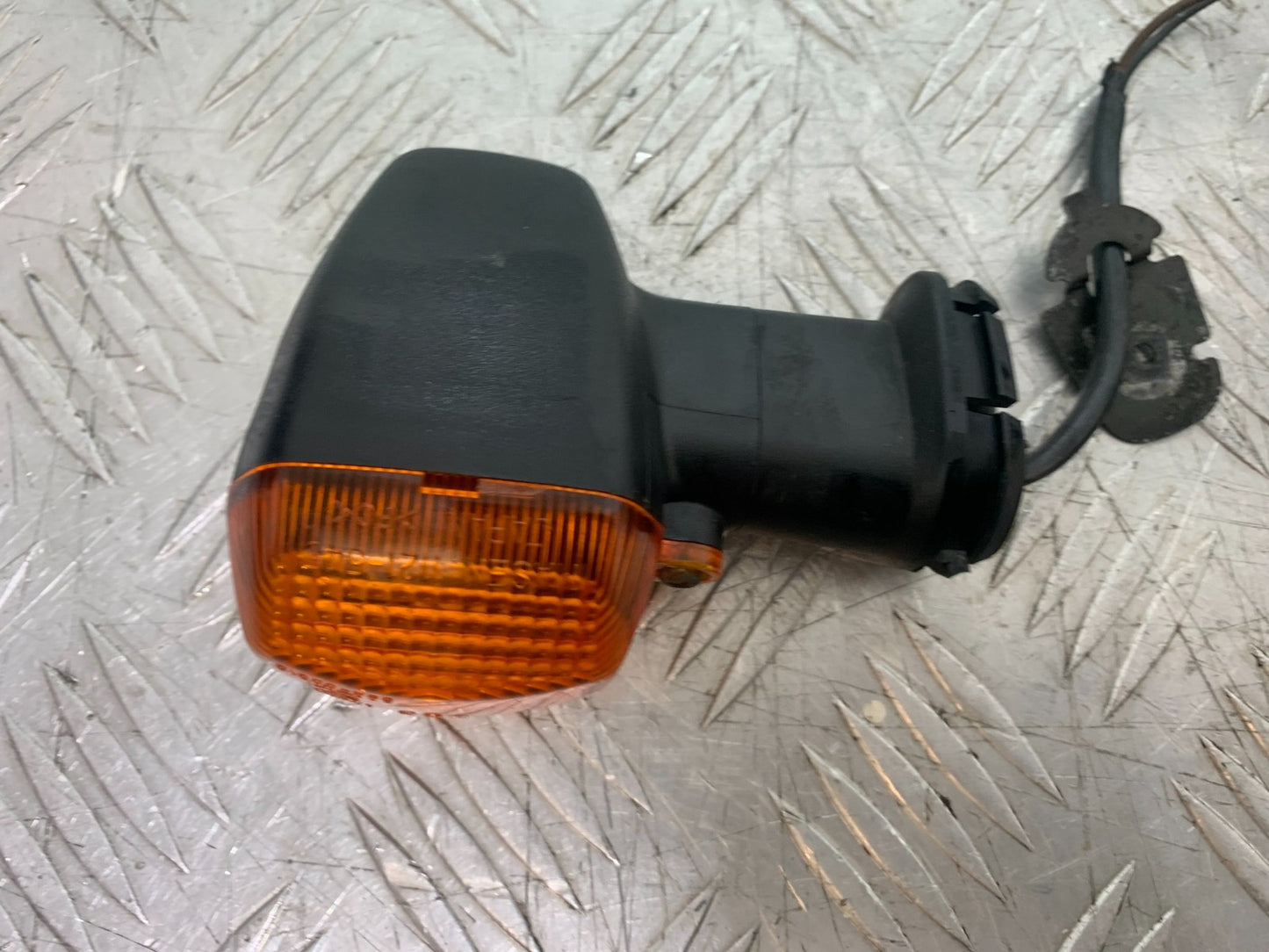 YAMAHA YZF R1 4XV FRONT INDICATORS YEAR 1998-99 (CMB1291)