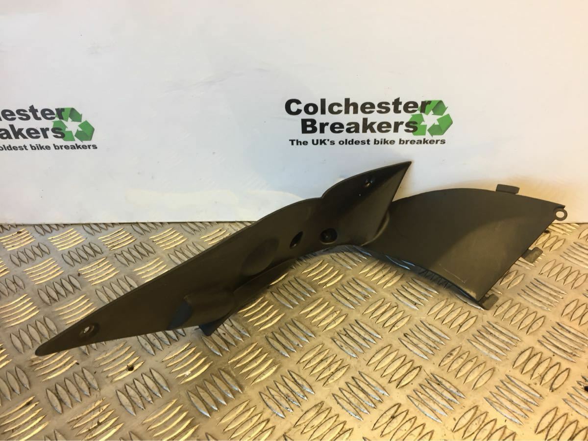 KAWASAKI ER6 ER 6 RIGHT INNER FAIRING INFILL  YEAR 2009