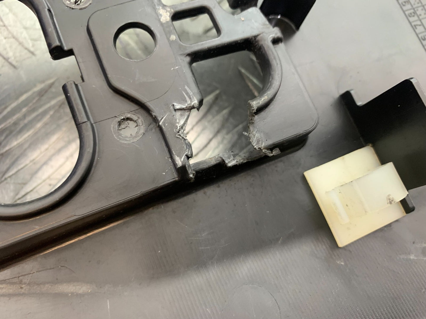 KAWASAKI Z1000 SX UNDERTRAY  YEAR 2014-16 (CMB1264)