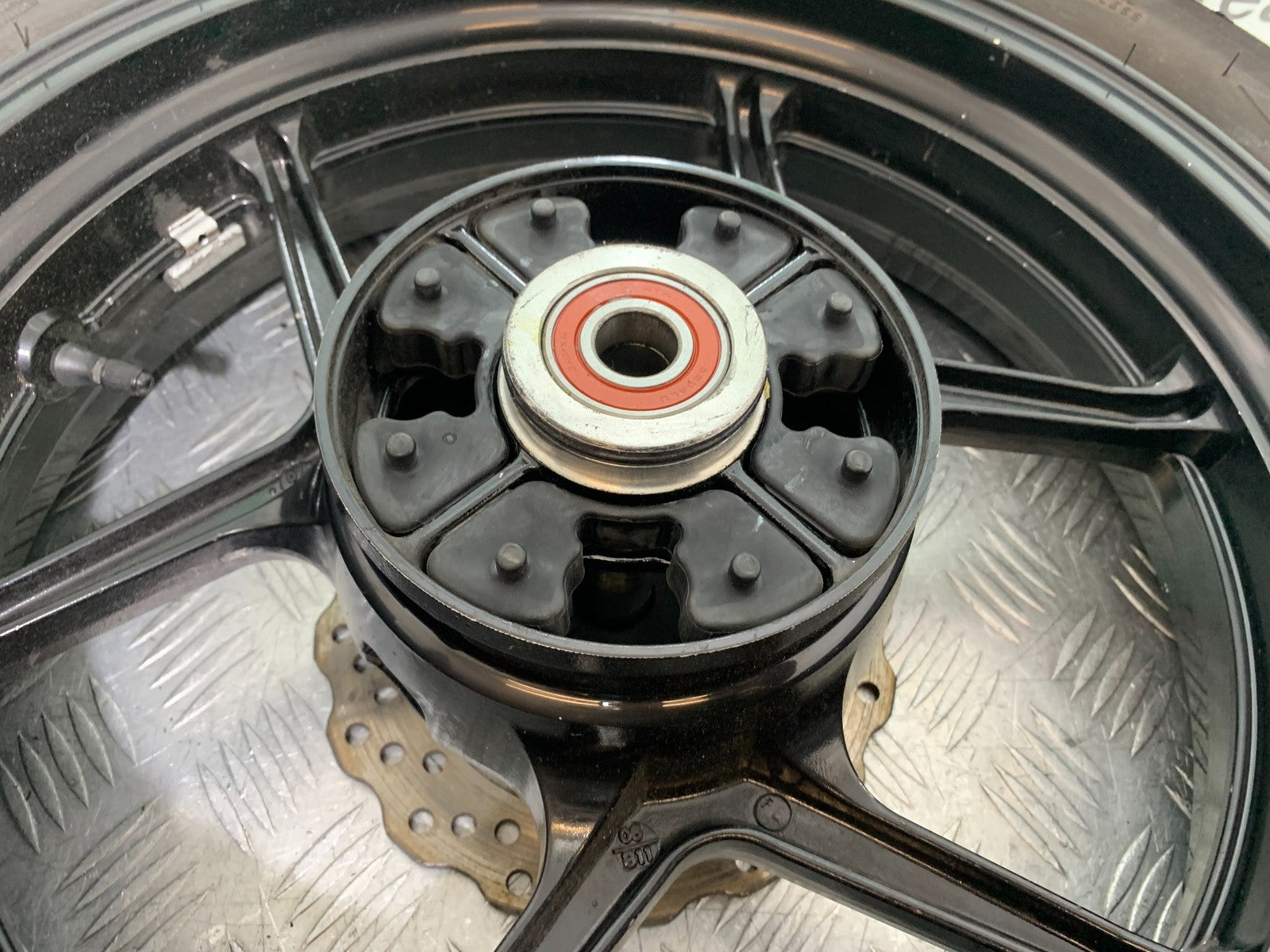 KAWASAKI ER6 N REAR WHEEL YEAR 2012-2017 (CMB1324)