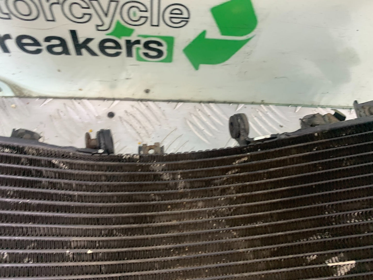 KAWASAKI ZX9R ZX9 C RADIATOR   YEAR 1998-99 (CMB1213)