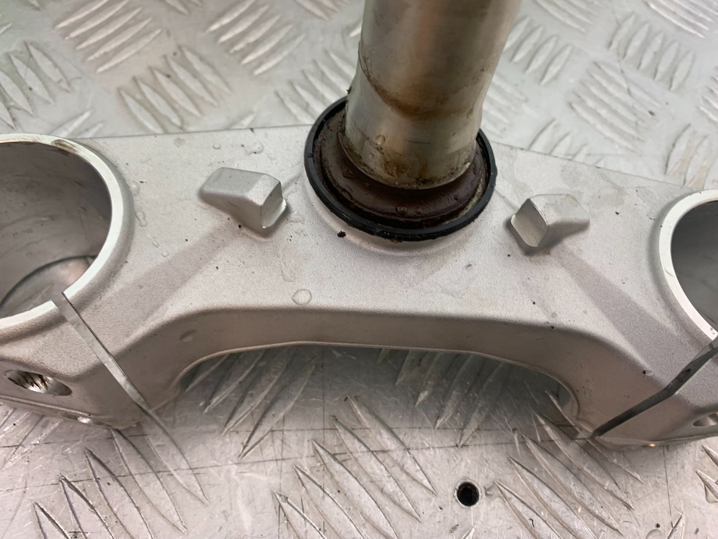 MV AGUSTA 800 F3 BOTTOM YOKE  YEAR 2017-2019 (CMB1227)