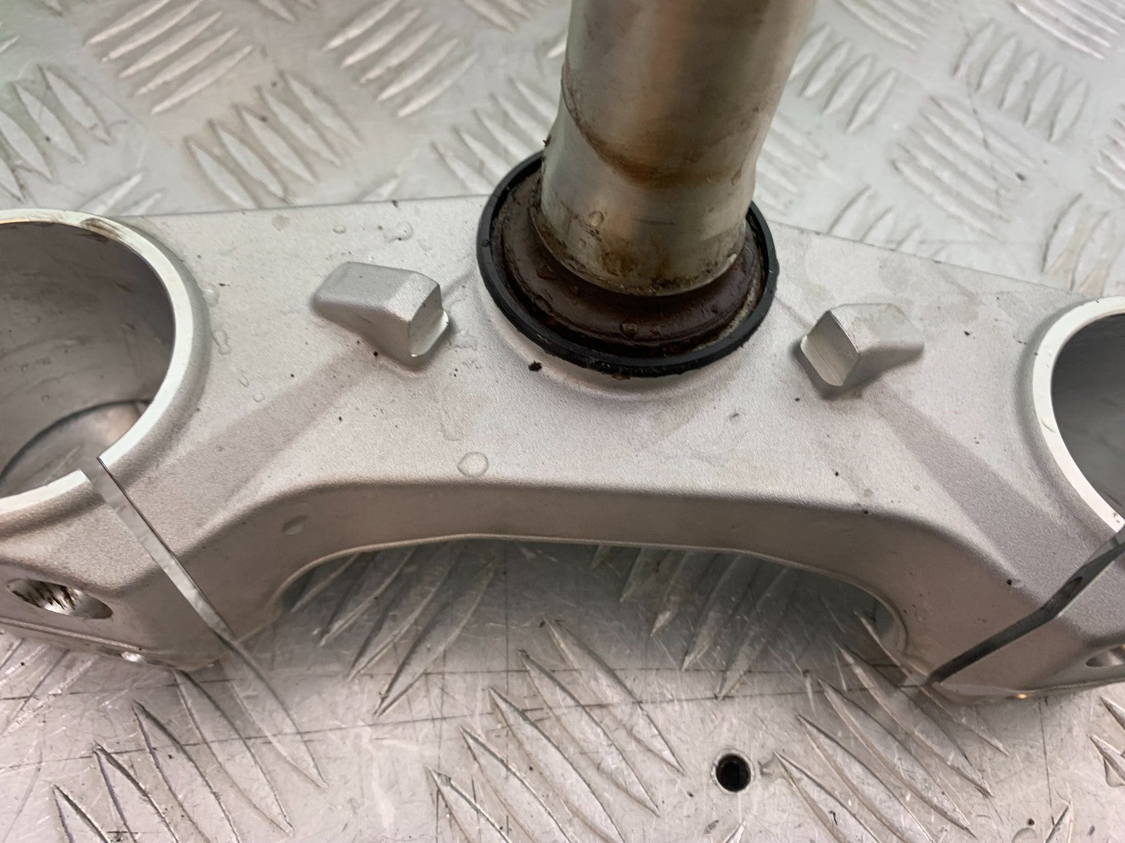 MV AGUSTA 800 F3 BOTTOM YOKE  YEAR 2017-2019 (CMB1227)