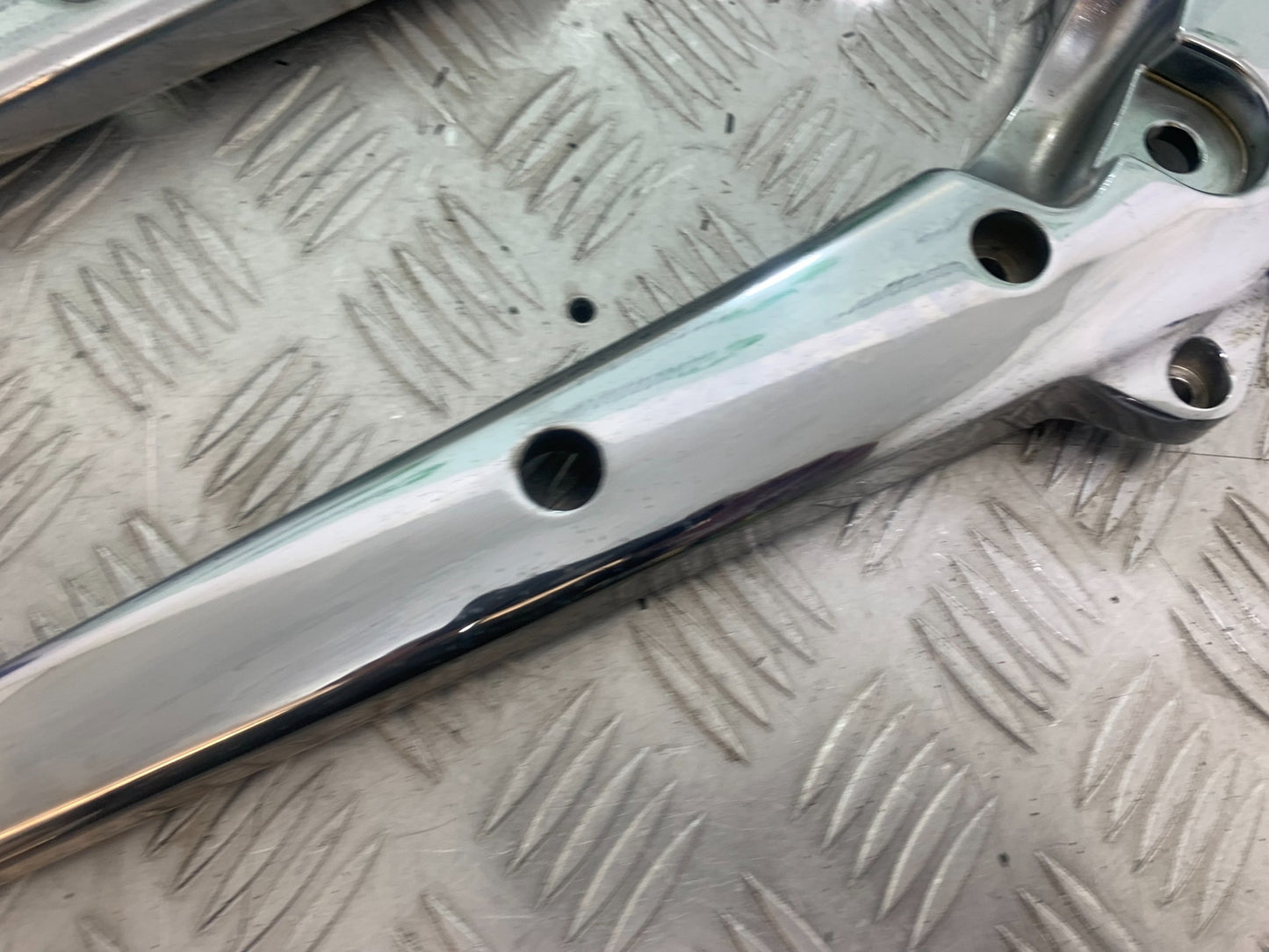 HONDA VTX1300 S-6 REAR MUDGUARD CHROME RAILS  YEAR 2004-09 (CMB1159)