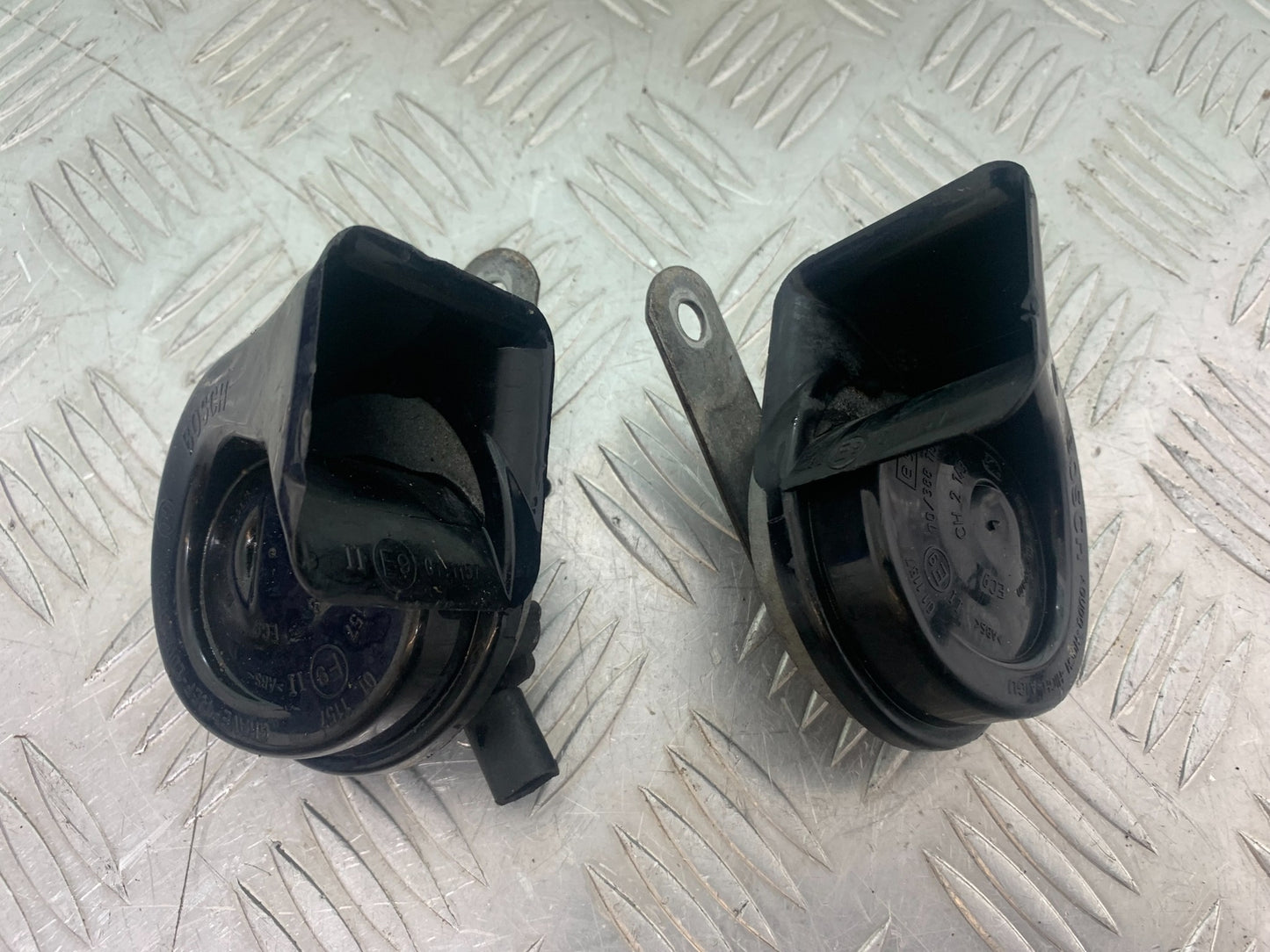 BMW K1200 K 1200 LT HORNS  YEAR 1999-07 (CMB1138)