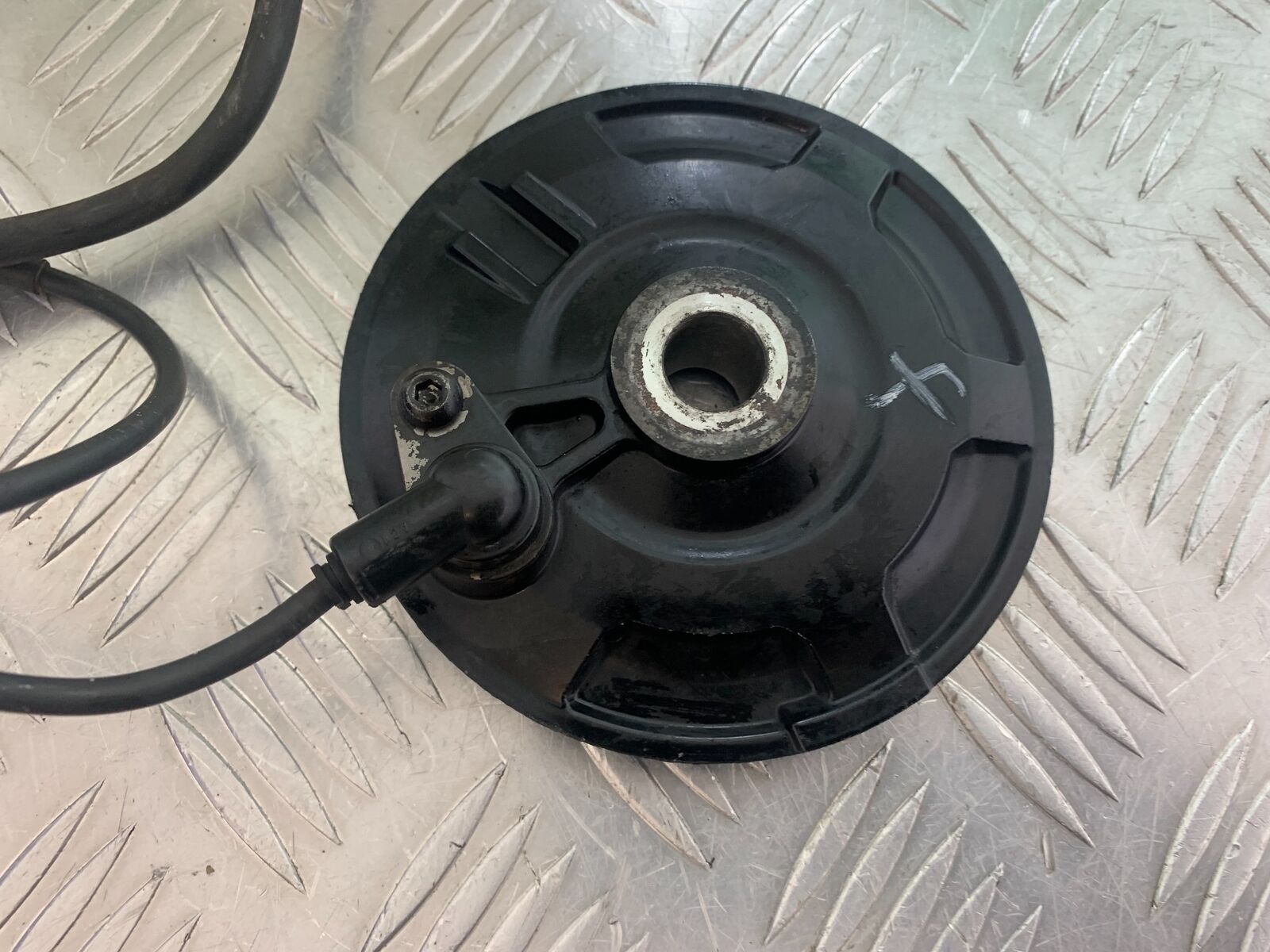 YAMAHA XJ6 XJ6-S FRONT ABS SENSOR   YEAR 2009-2015  (CMB1070)
