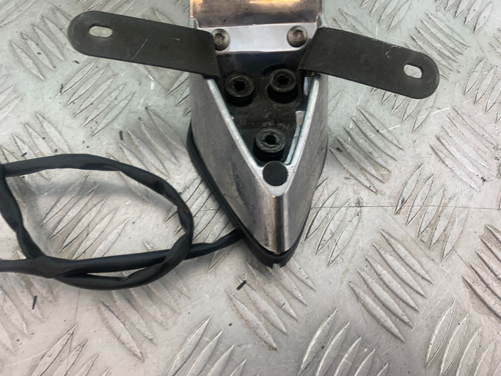 HONDA VTX1300 S-6 NUMBER PLATE LIGHT  YEAR 2004-09 (CMB1159)