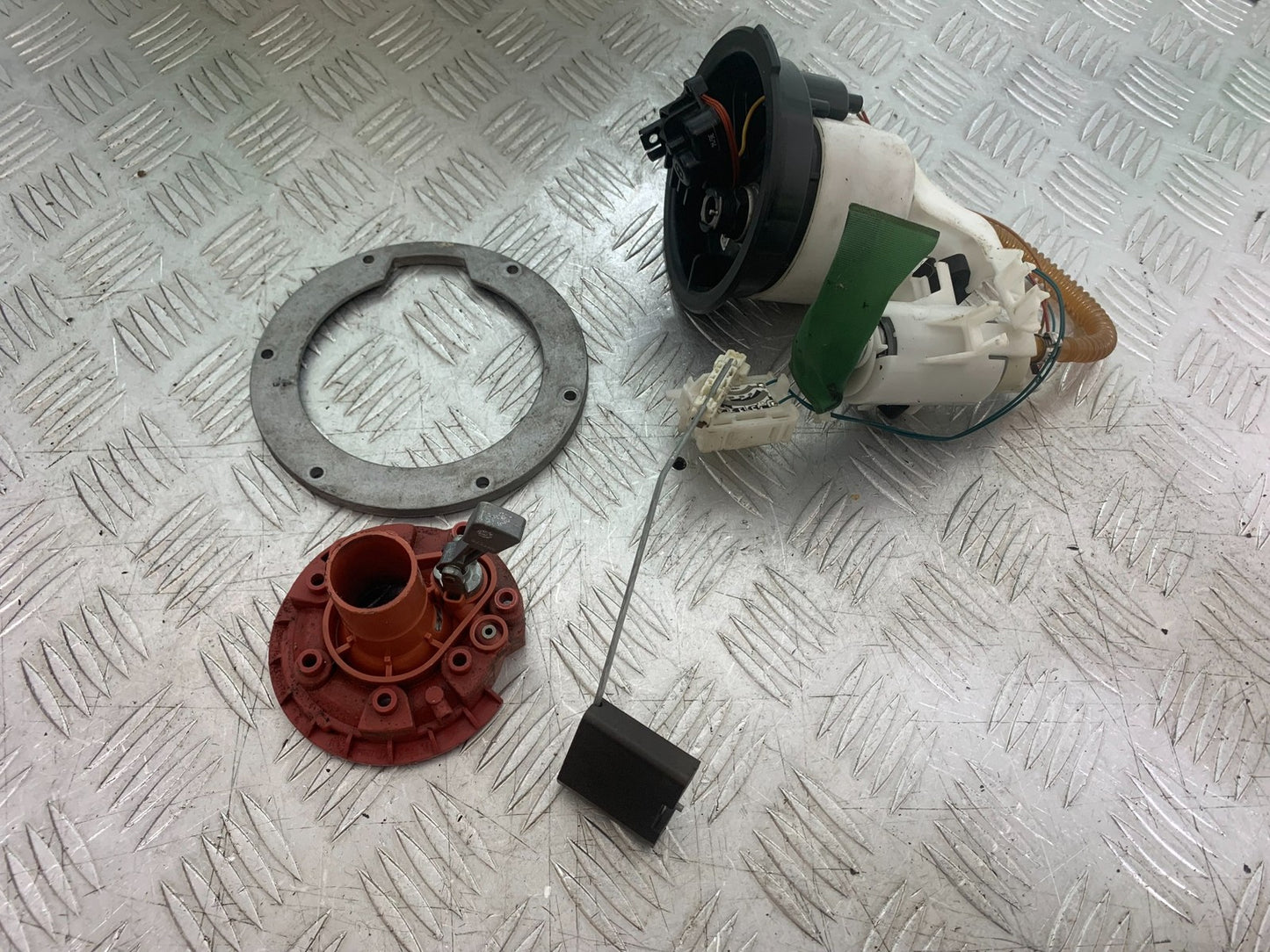 BMW S1000 RR PETROL PUMP  YEAR 2015-2018 (CMB1246)