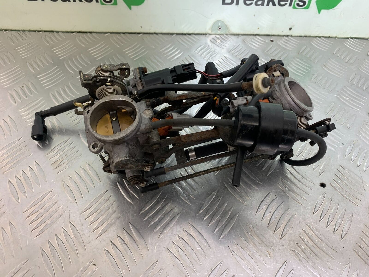 SUZUKI SV650 SV 650 THROTTLE BODIES  YEAR 2003-2006 (CMB1024)