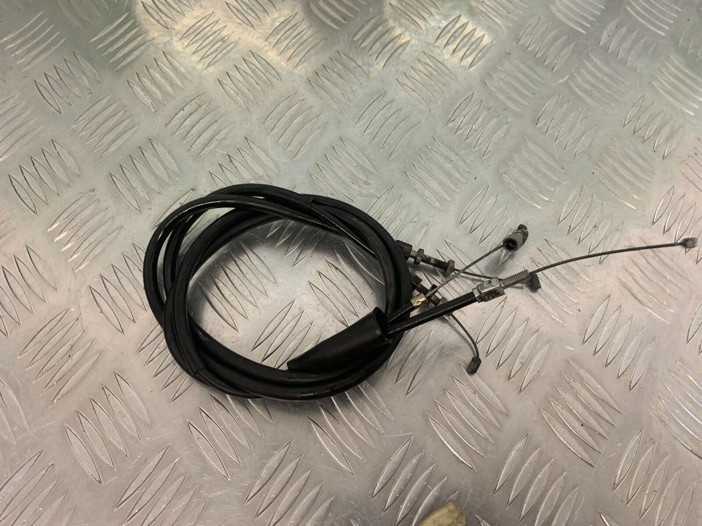 HONDA XL650 V TRANSALP THROTTLE CABLES  YEAR 2001-2006 (STOCK 975)