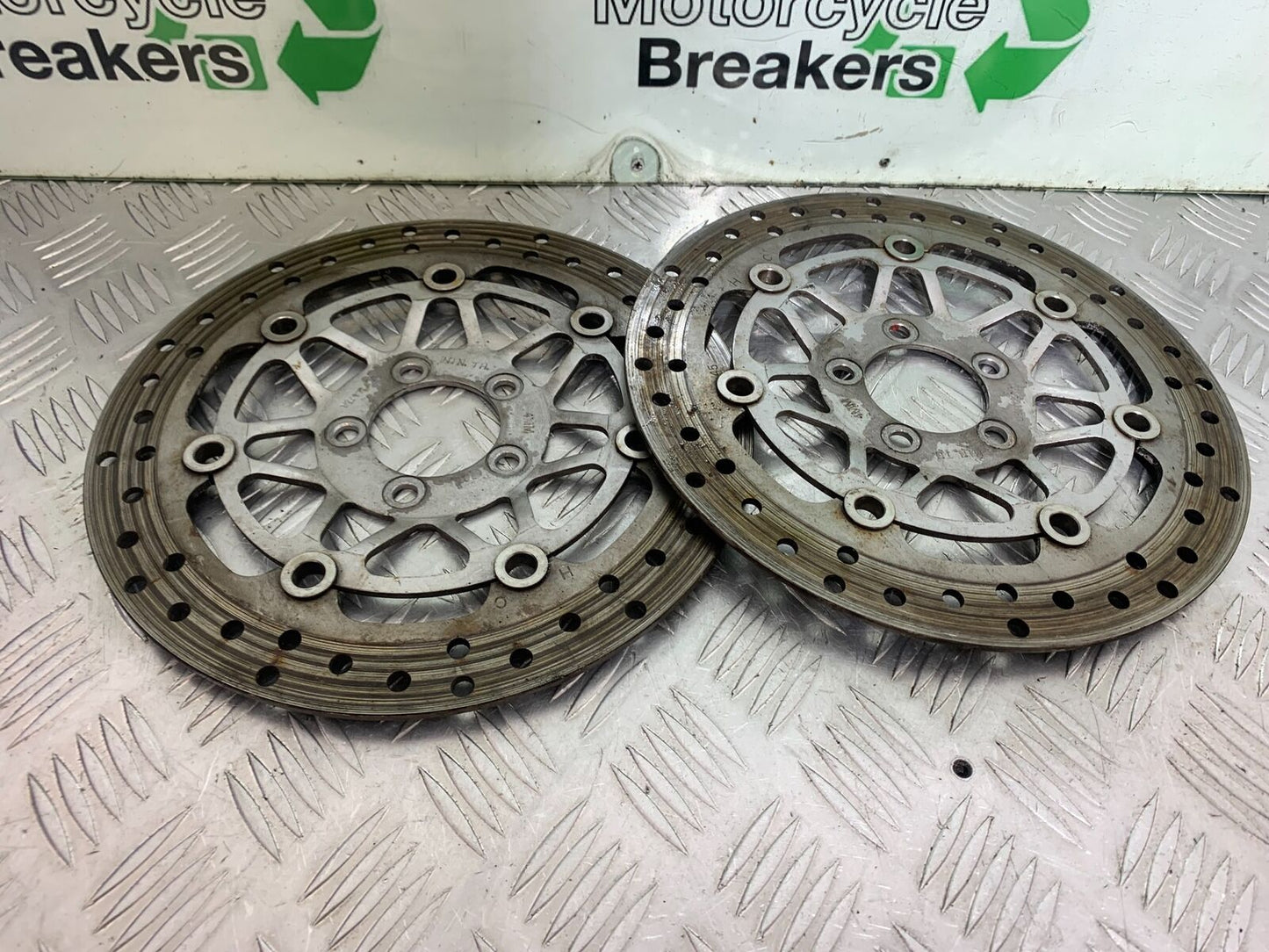 KAWASAKI Z750 Z 750  FRONT BRAKE DISCS  YEAR 2004-2006  (CMB1104)