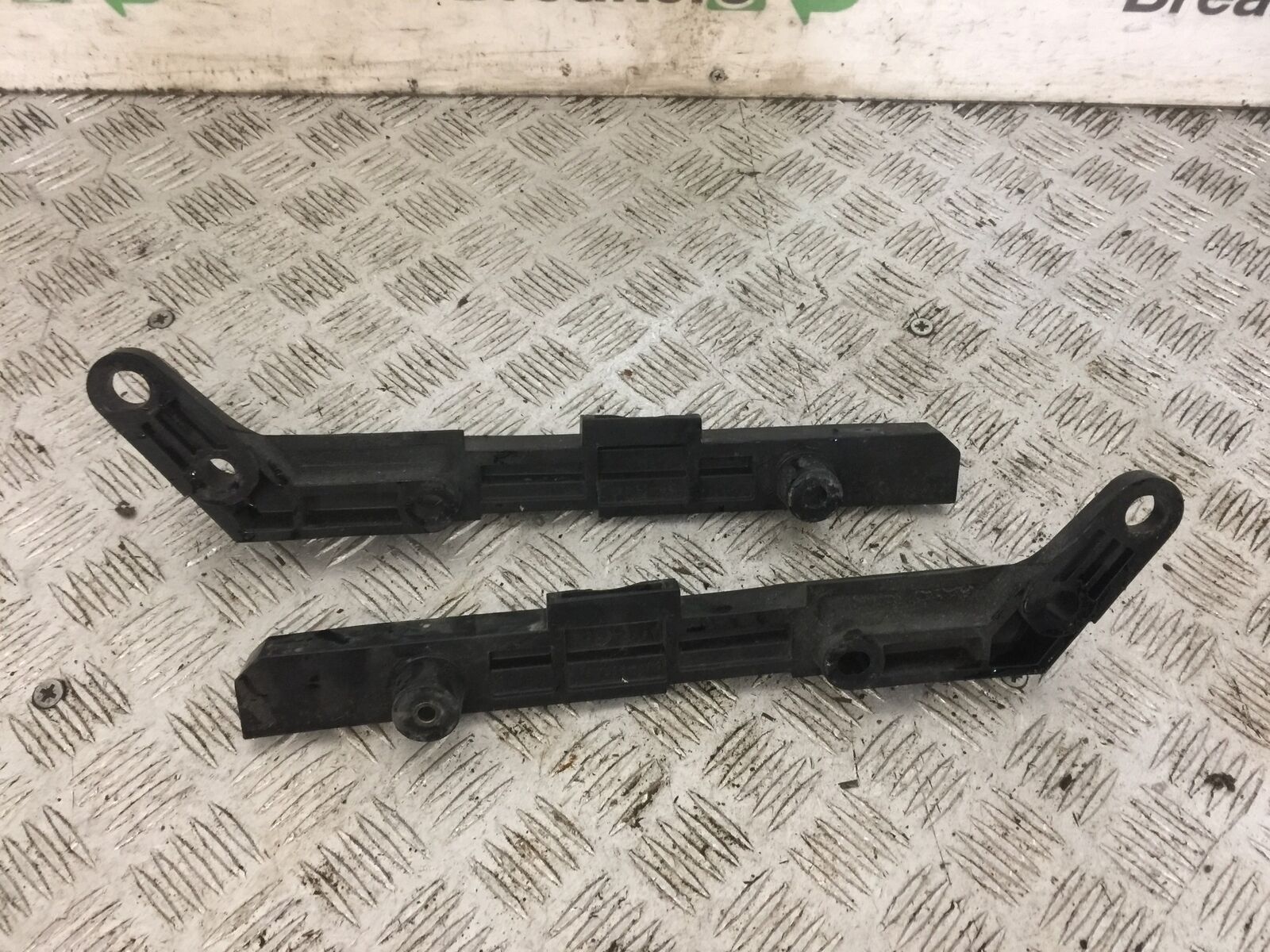 YAMAHA FJR1300 FJR 1300 PANNIER RAILS  YEAR 2001-05 (STOCK 814)