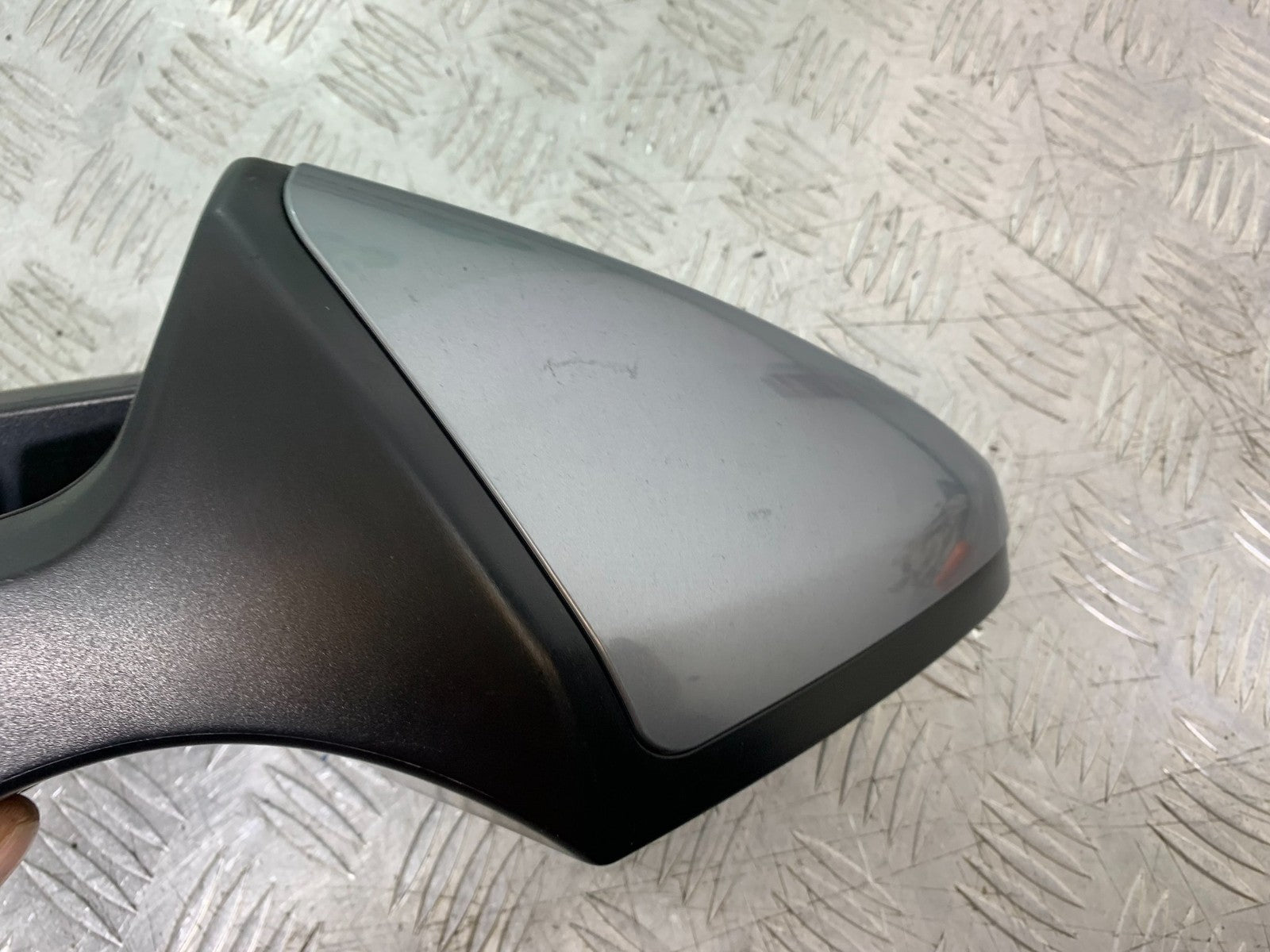 KAWASAKI GTR1400 GTR 1400 RIGHT MIRROR YEAR 2007-2009 (CMB1306)
