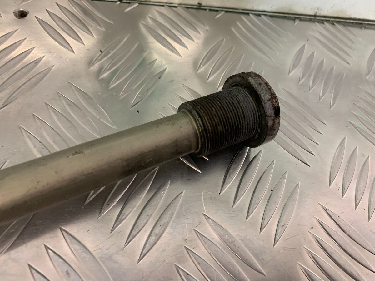SUZUKI GSXR600 GSXR 600 K8 SWINGARM SPINDLE   YEAR 2009 (STOCK 939)