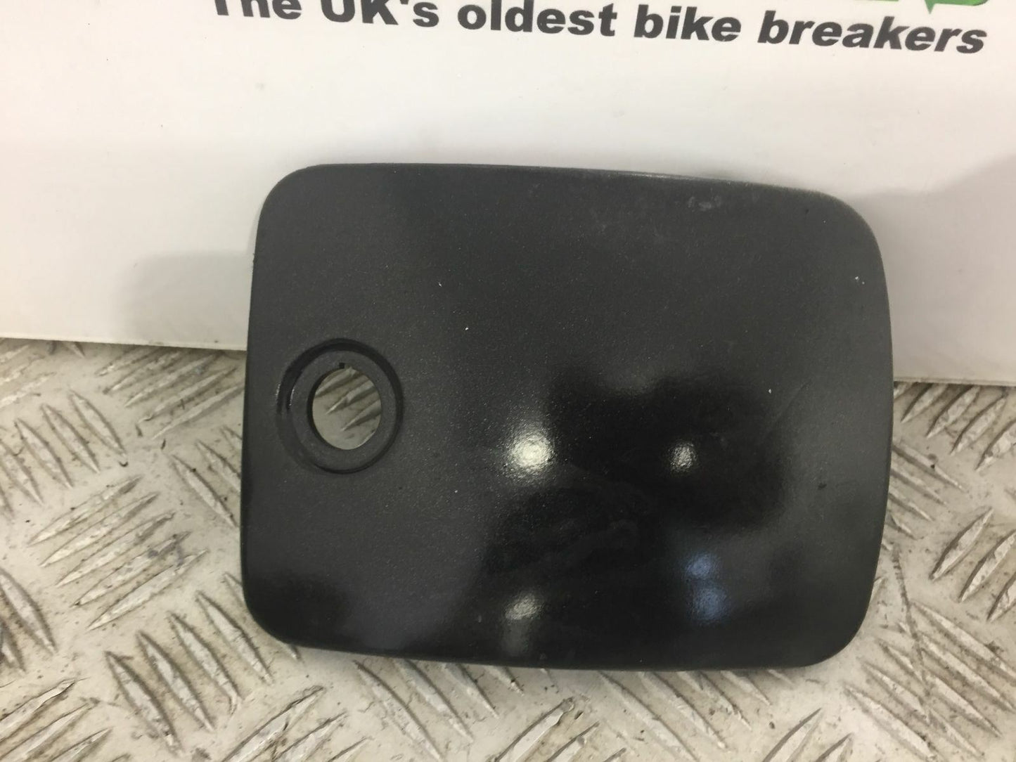 HONDA ST1100 ST 1100 PAN EUROPEAN TANK TANK LID  YEAR 1993