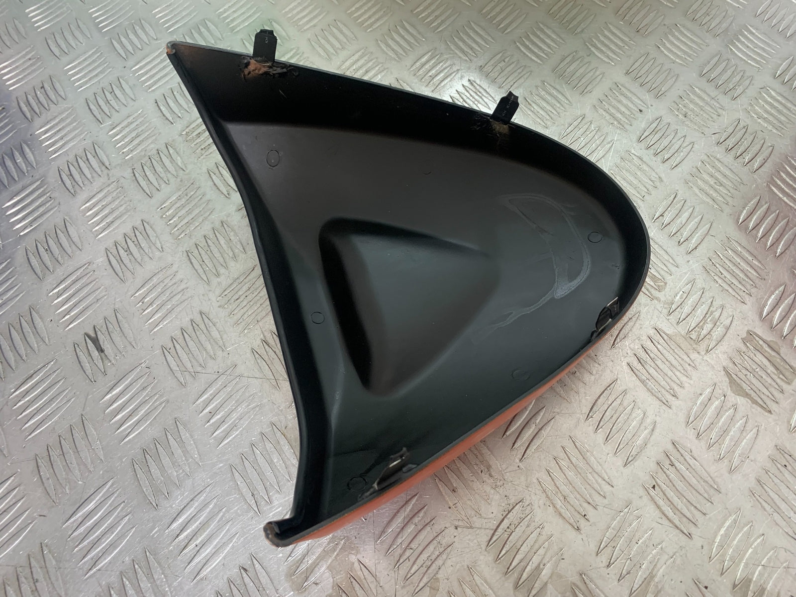 TRIUMPH TRIDENT 660 REAR SEAT COWL  YEAR 2021-2024 (CMB1148)