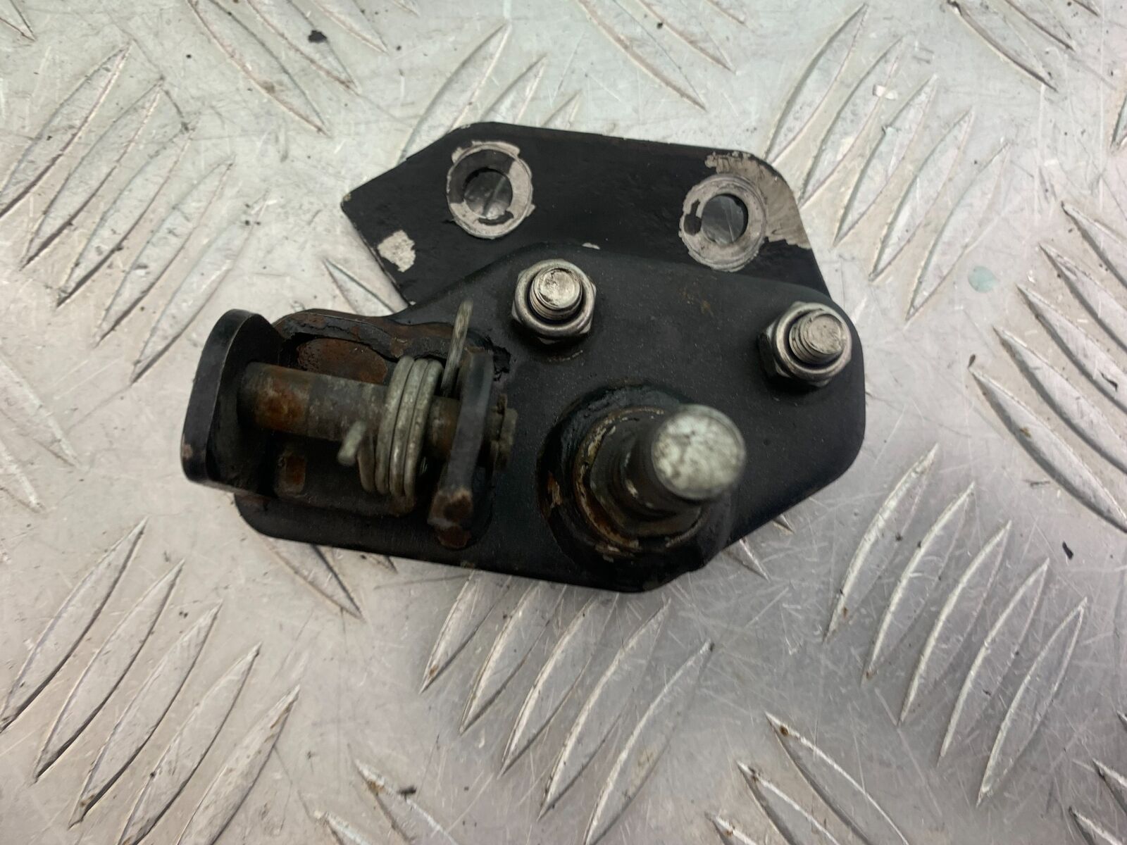 SUZUKI DL 650 V-STROM FRONT LEFT HANGER YEAR 2020 (CMB1117)