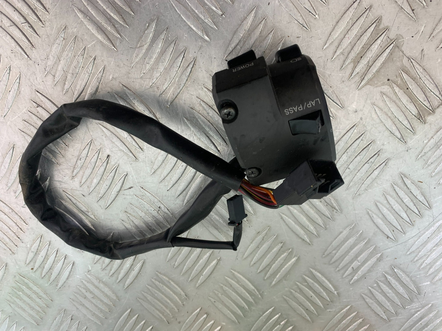 KAWASAKI ZX10R ZX 10R LEFT SWITCH GEAR   YEAR 2011-2015 (CMB1154)