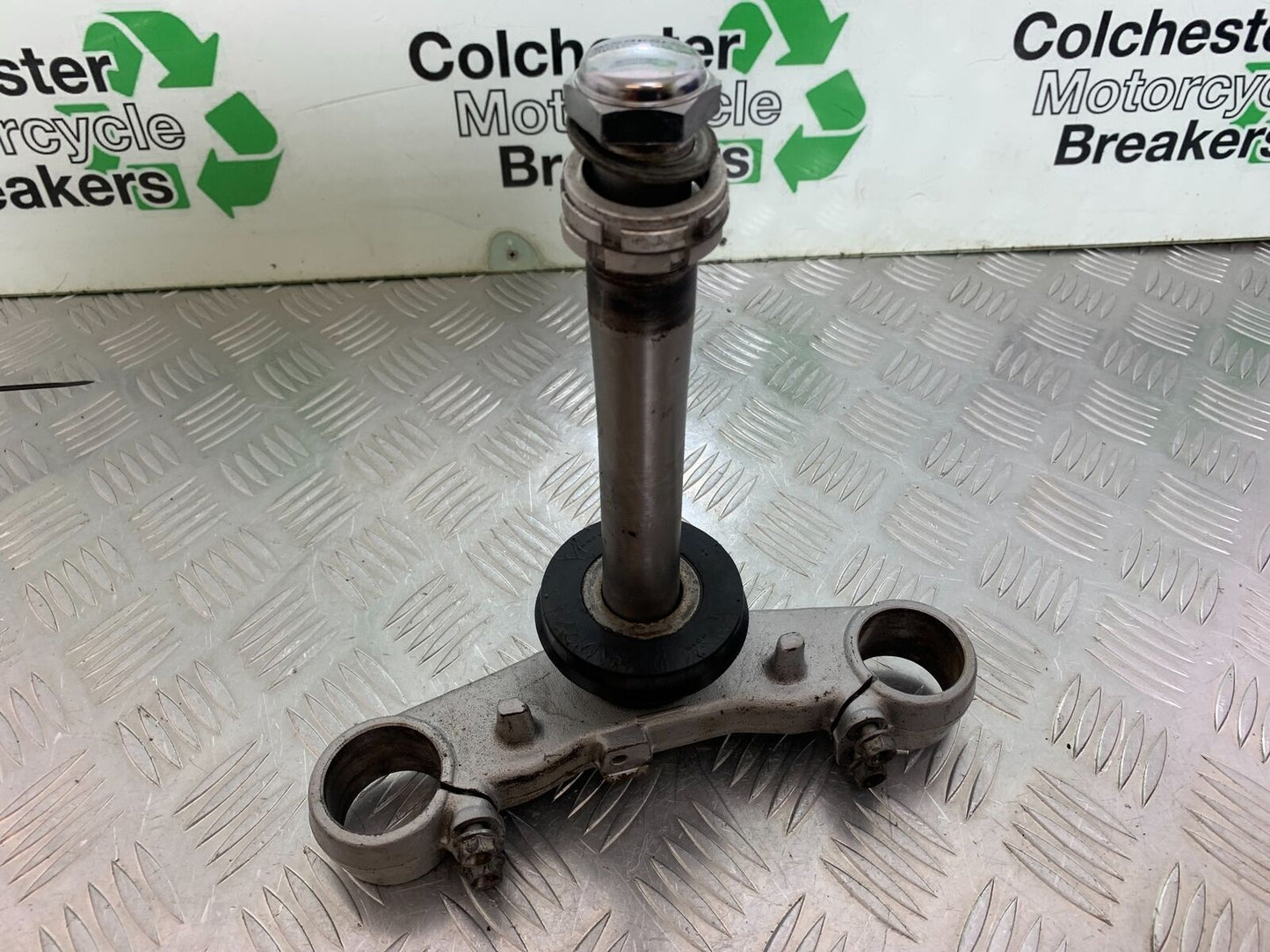 SUZUKI SV650 SV 650 BOTTOM YOKE  YEAR 2003-2006 (CMB1024)