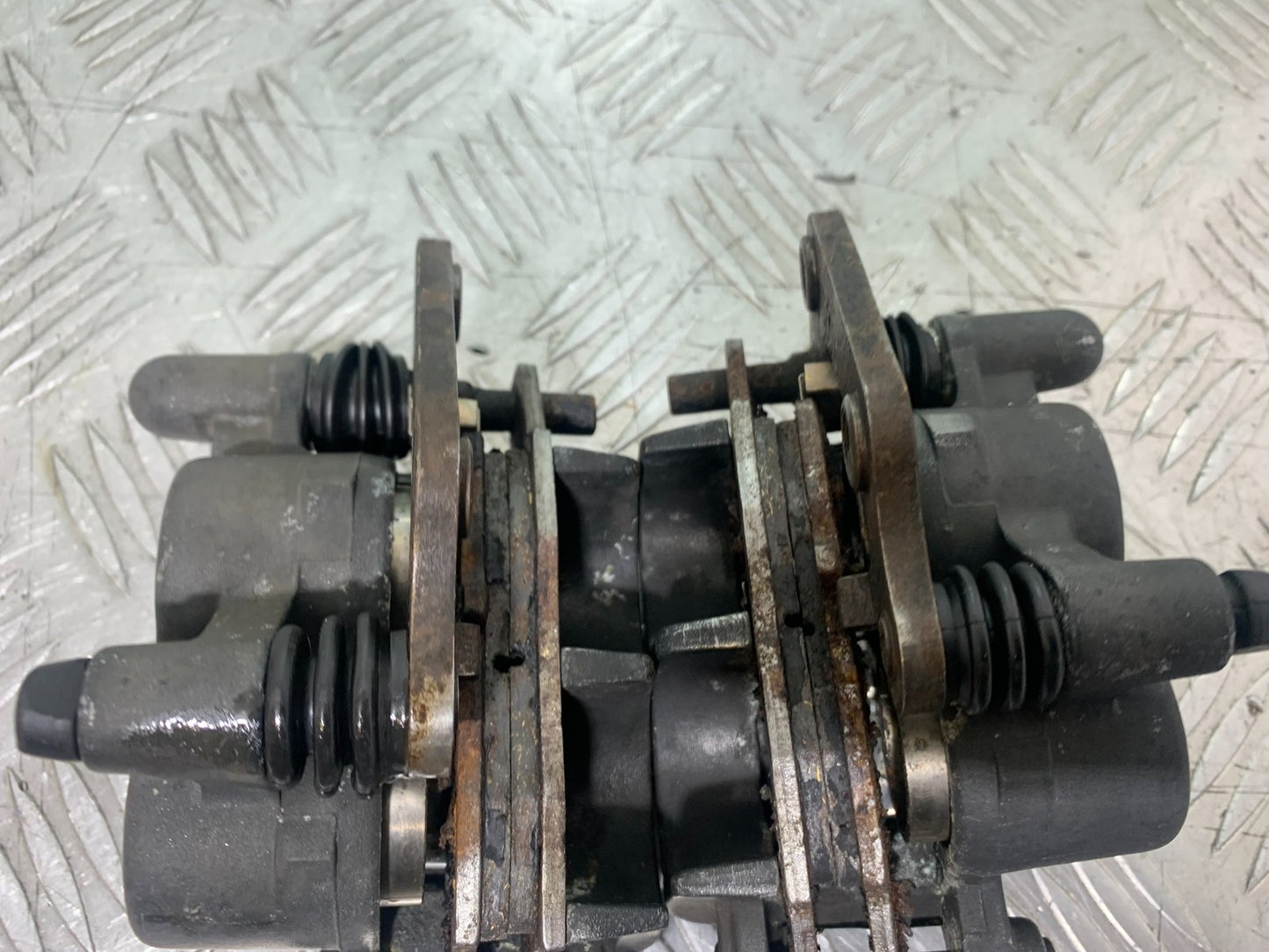 SUZUKI SV650 SV 650 mk1 FRONT BRAKE CALIPERS   YEAR 1999-2002 (CMB1208)