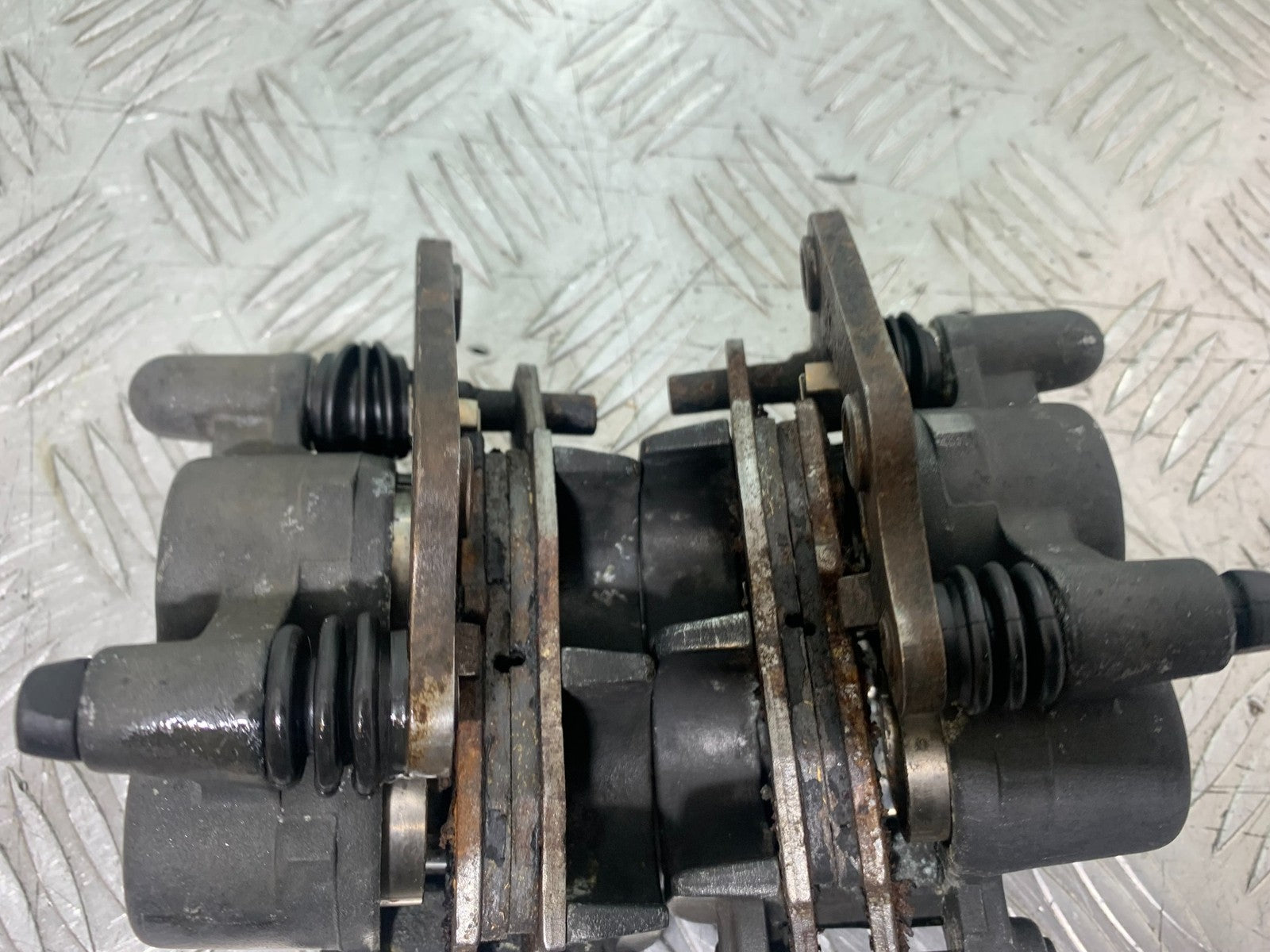SUZUKI SV650 SV 650 mk1 FRONT BRAKE CALIPERS   YEAR 1999-2002 (CMB1208)