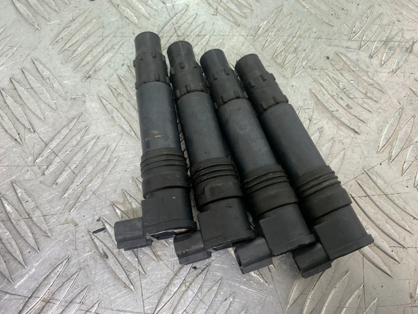 KAWASAKI ZX9R ZX9 E1 COILS  YEAR 2000-01 (CMB1171)