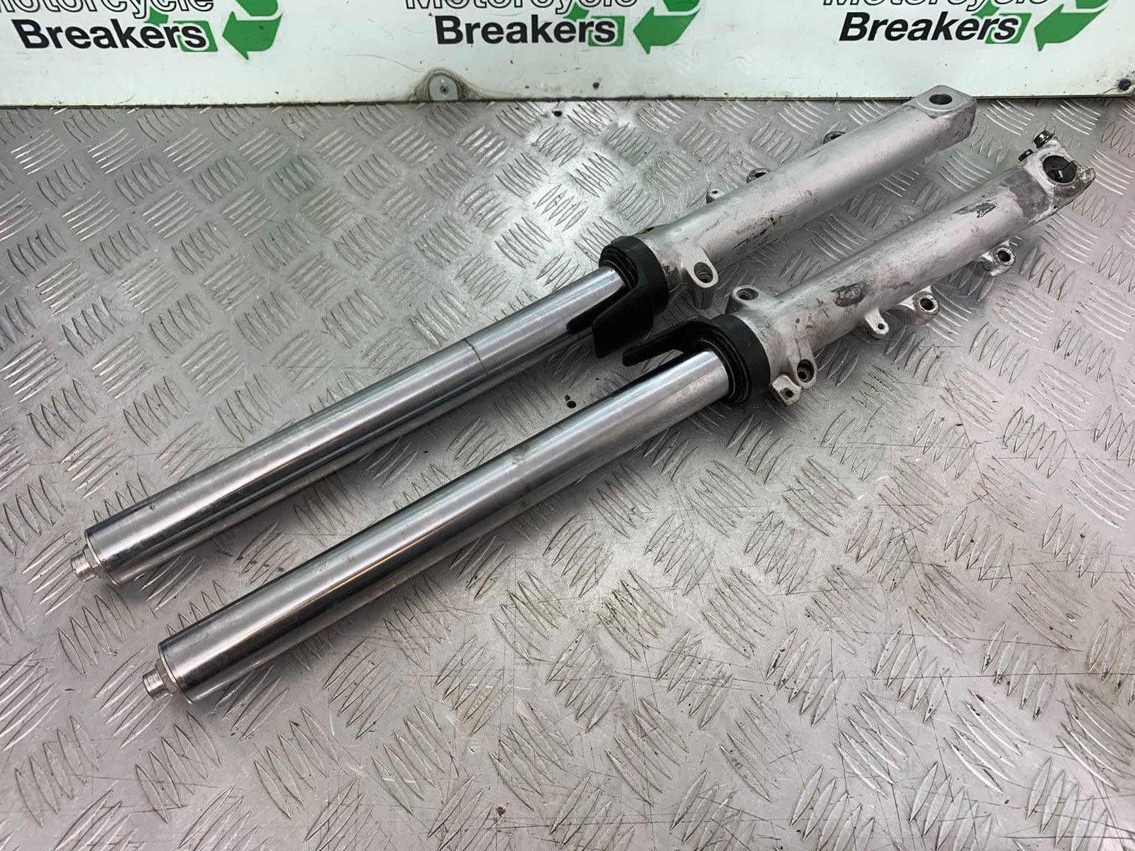 SUZUKI GSF1200 GSF 1200 BANDIT FORKS  YEAR 2001-2004 (CMB1188)