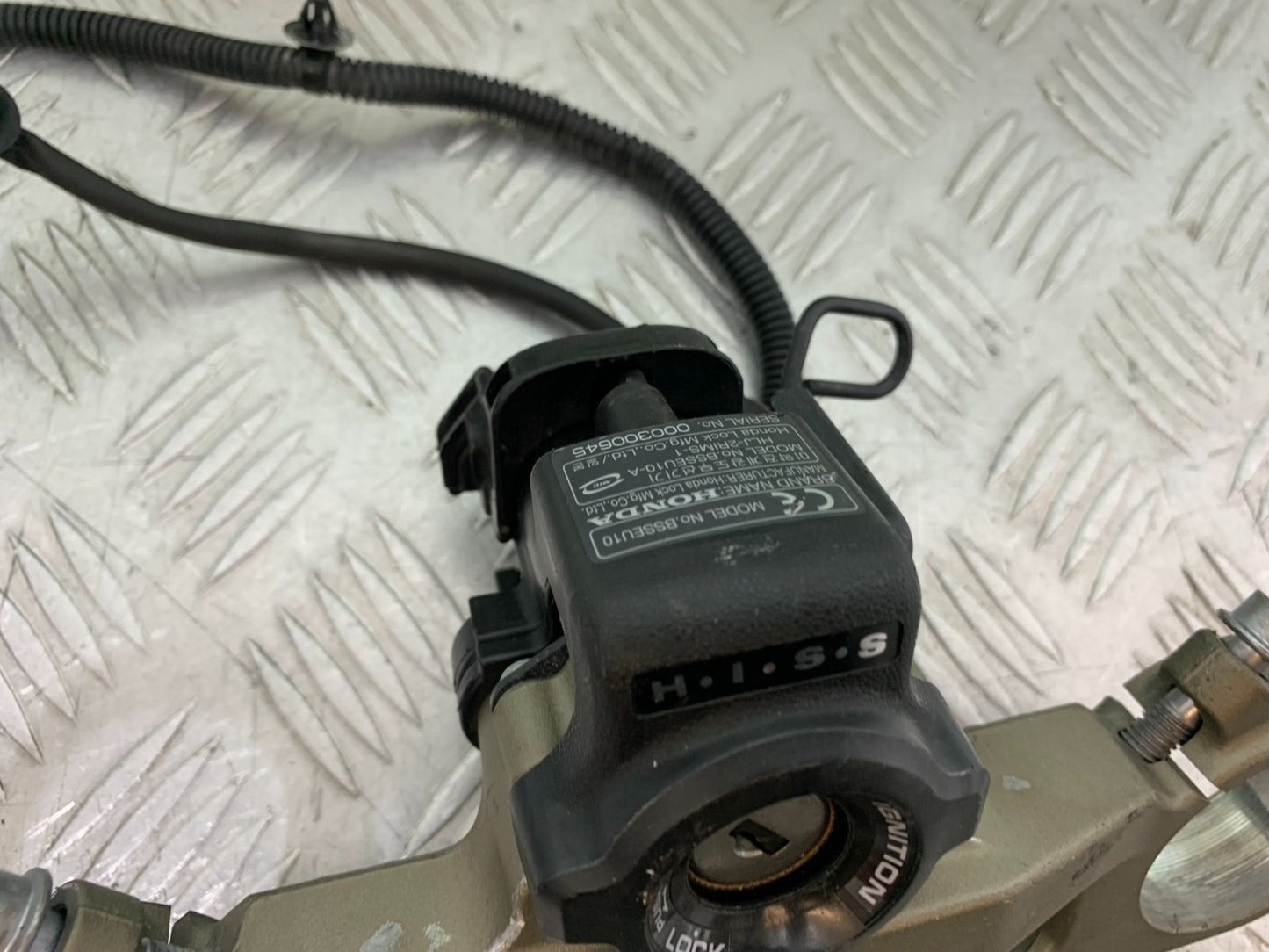 HONDA CBR1000 RR ECU LOCKS KEY  YEAR  2008-2011 (CMB1330)