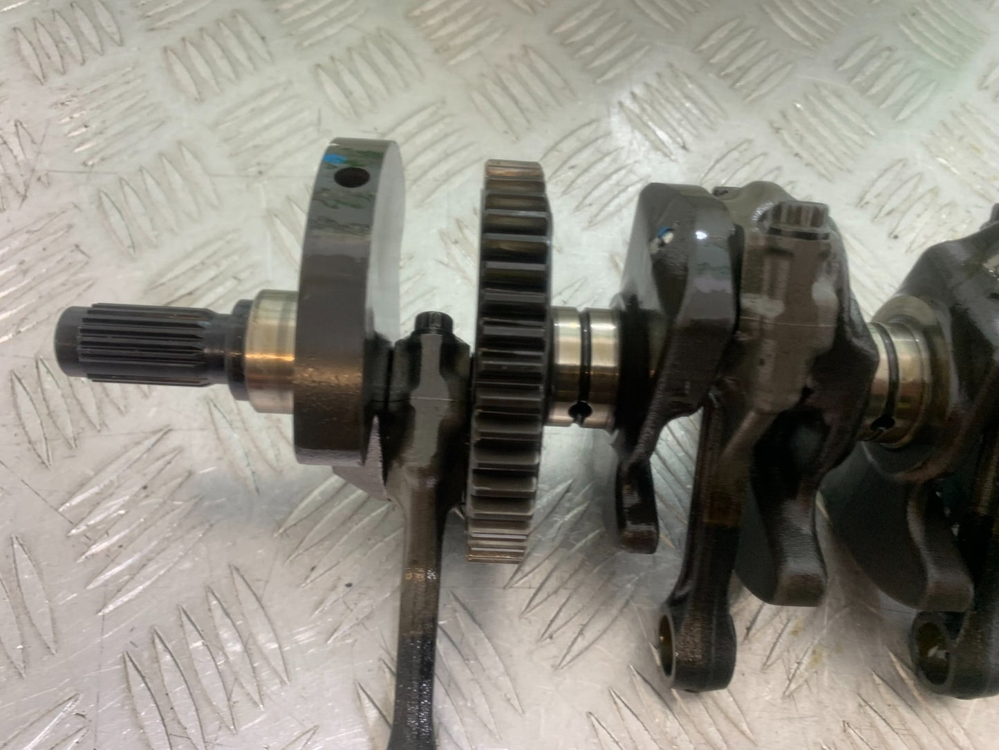 HONDA CBR1000 rr FIREBLADE CRANKSHAFT AND RODS    2008-2011 (CMB1253)