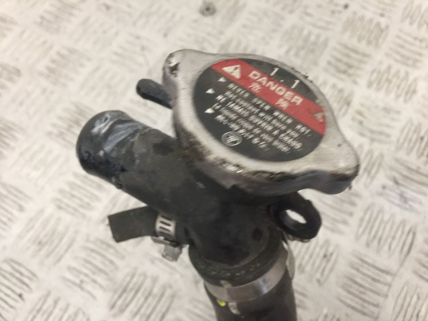 HONDA CB600 CB 600 F-9 HORNET THERMOSTAT  2009 (STOCK 869)