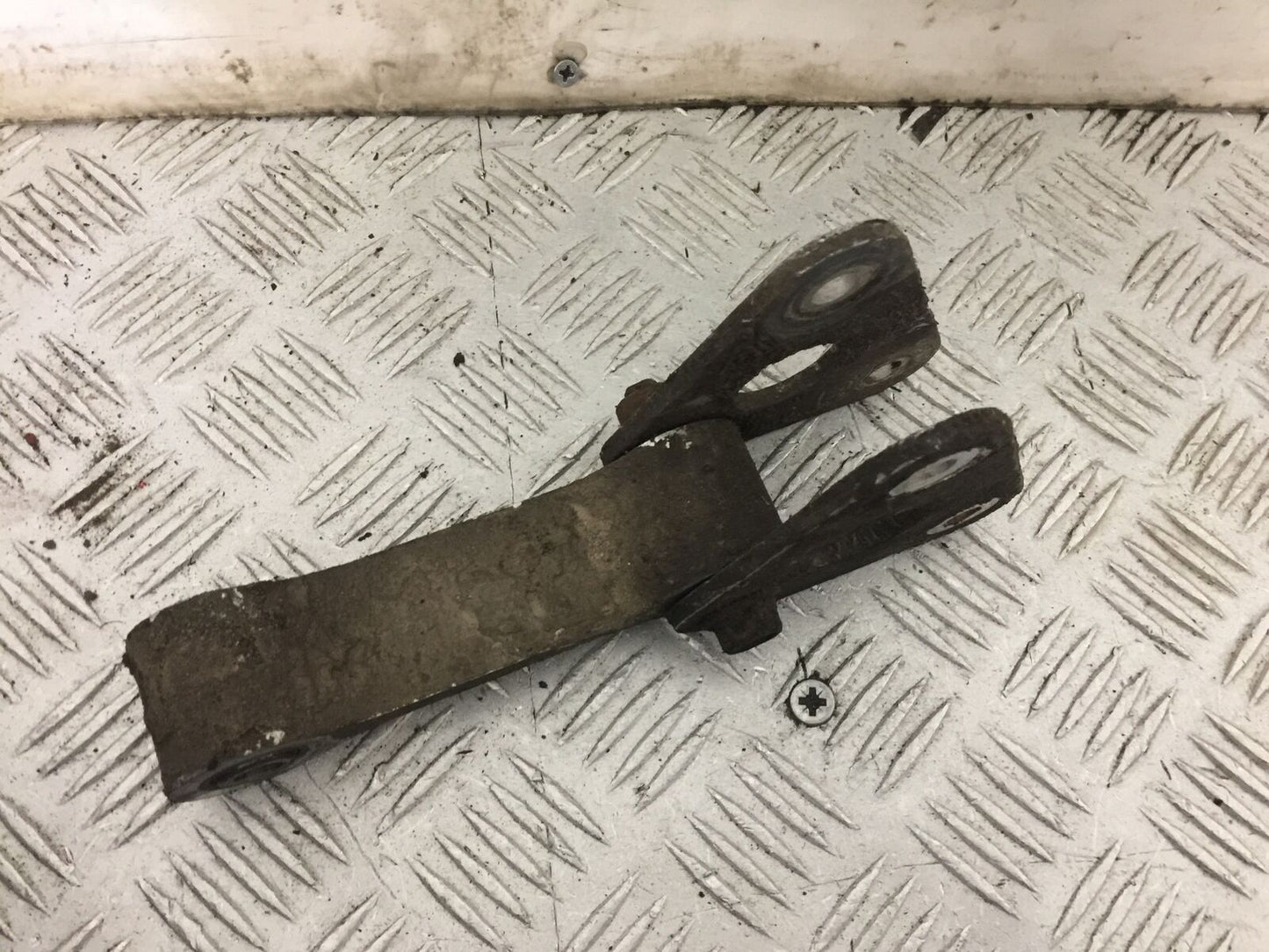 HONDA VFR800 VFR 800 PRE V-TEC REAR SHOCK LINKAGE  YEAR 1998-2001 (STOCK 824)