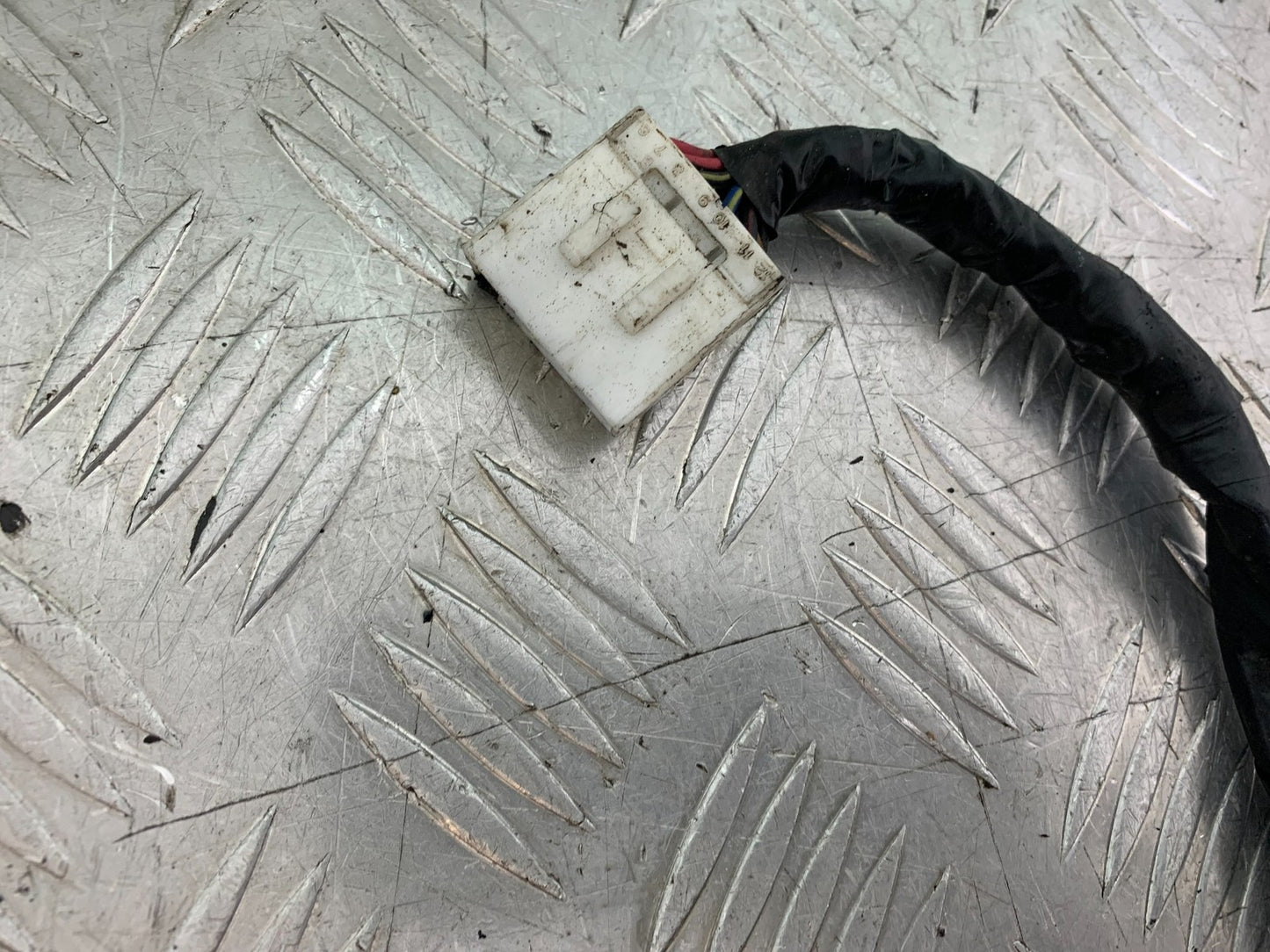 TRIUMPH TROPHY 900 LEFT SWITCH GEAR YEAR 1991-95 (CMB1251)