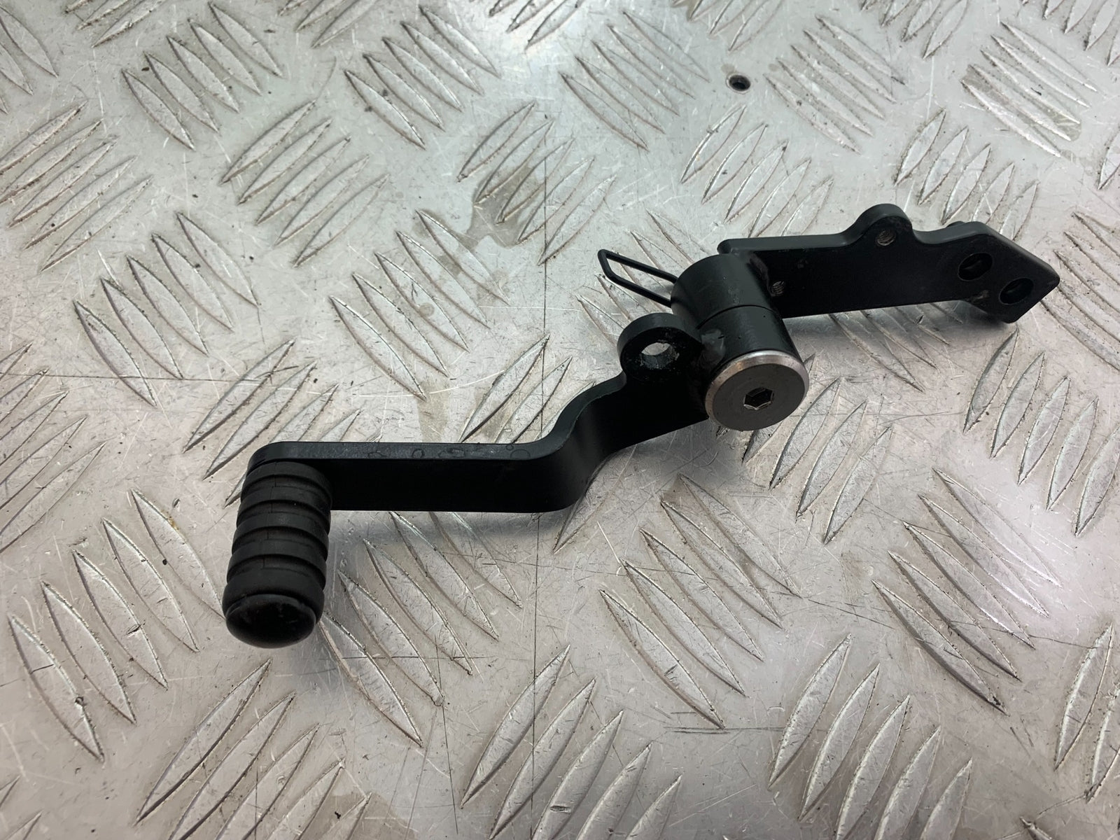 TRIUMPH TRIDENT 660 GEAR LEVER  YEAR 2021-2024 (CMB1148)