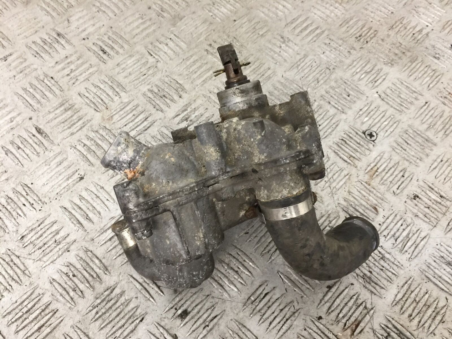 HONDA GL1800 GL 1800 WATER PUMP  YEAR 2004-10 ABS (STOCK 890)