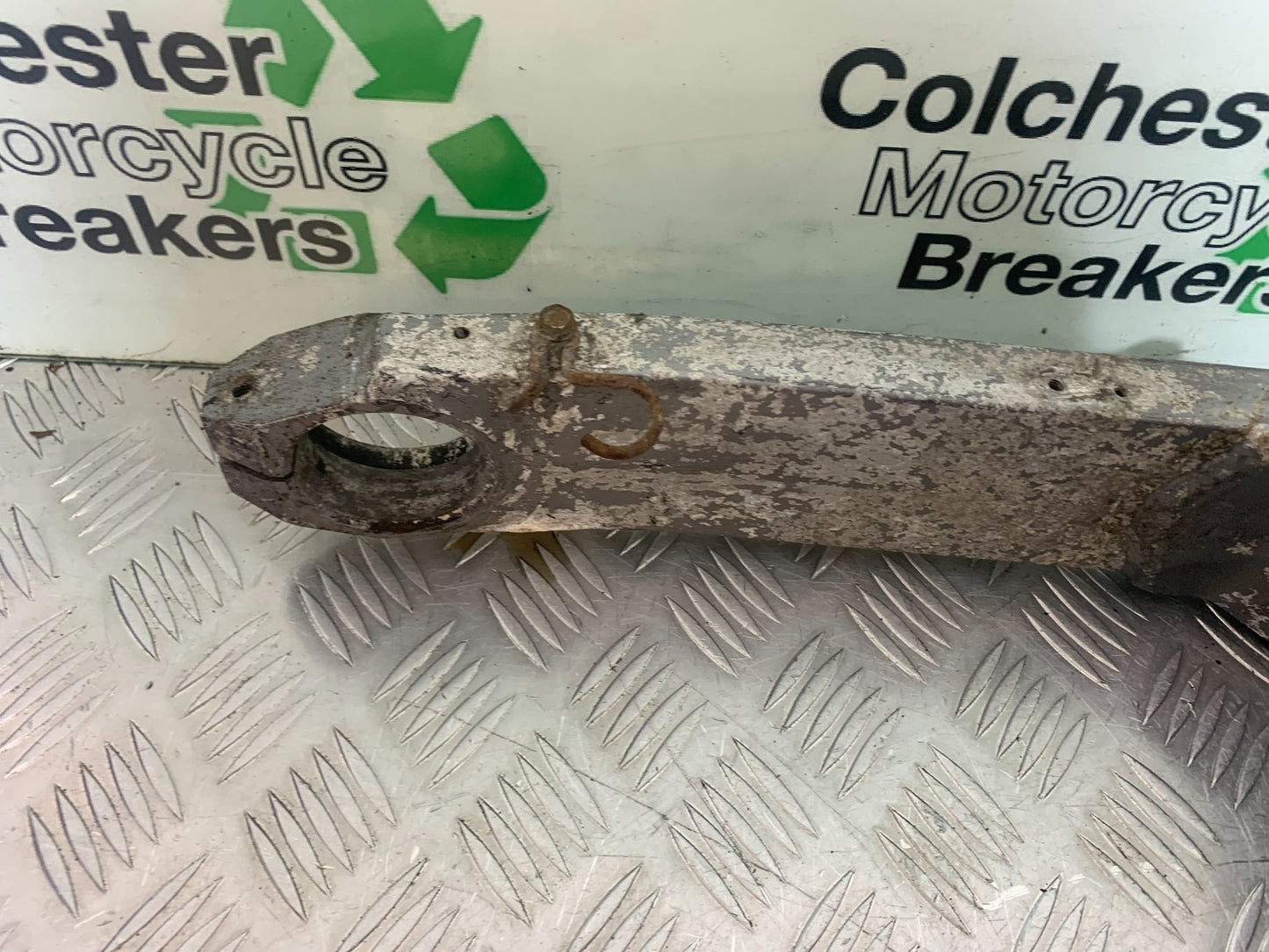 KAWASAKI ZZR1100 D SWINGARM  YEAR 1993-2001 (CMB1164)