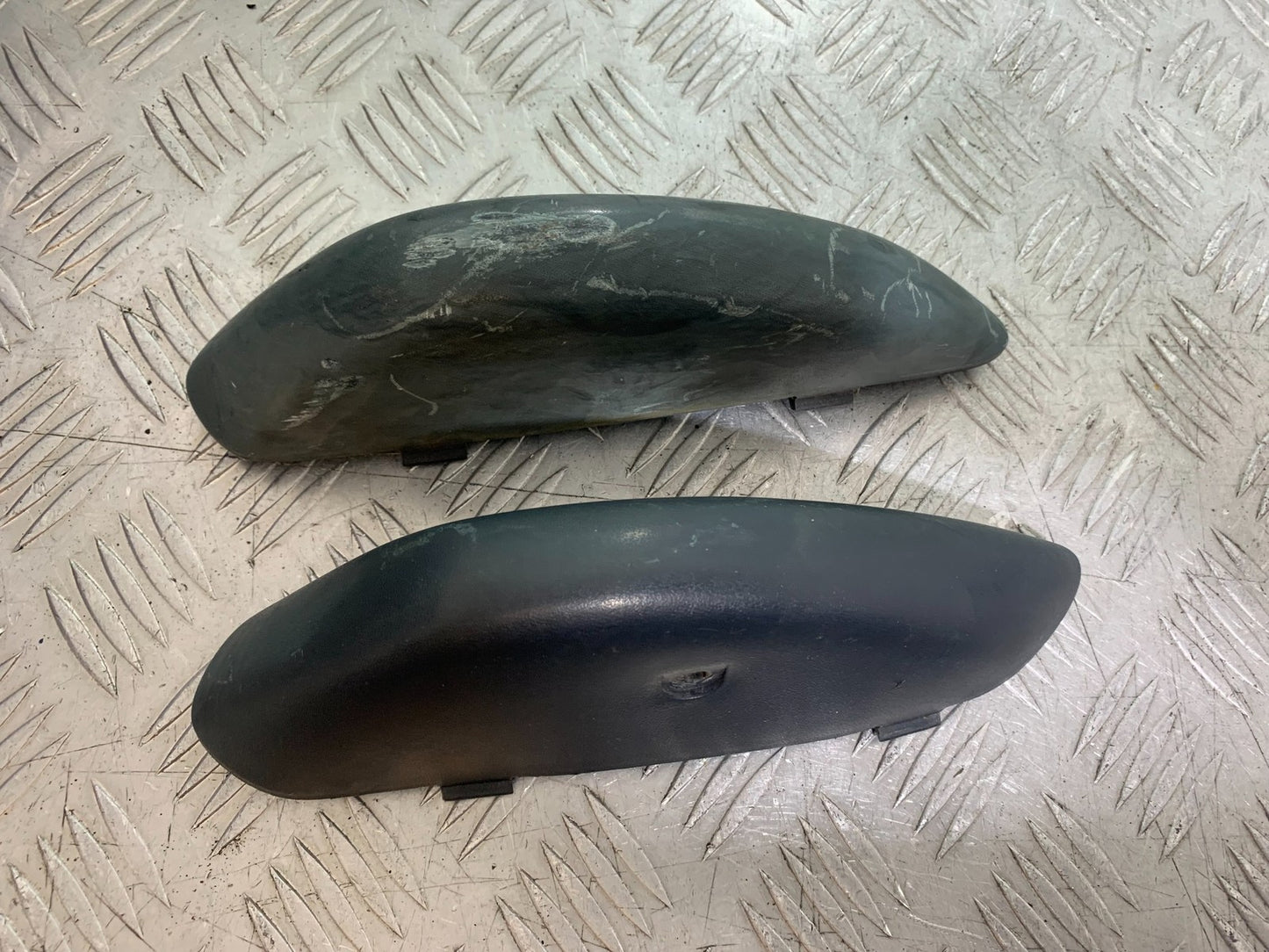 HONDA NT650 V DEAUVILLE LEFT AND RIGHT SIDE PODS YEAR 1998-01 (CMB1320)